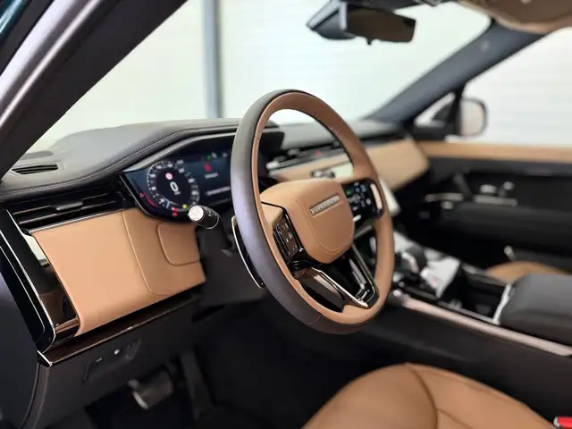 Land Rover Range Rover Sport RR Sport 550e BRITISH RACING GREEN - Autobiography Ansicht 16
