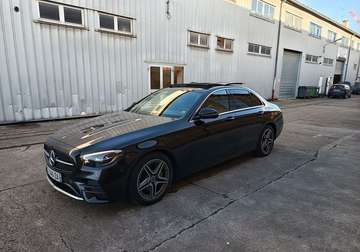 220 d 194cv pack amg gps toit ouvrant cuir camera bluetooth etc...