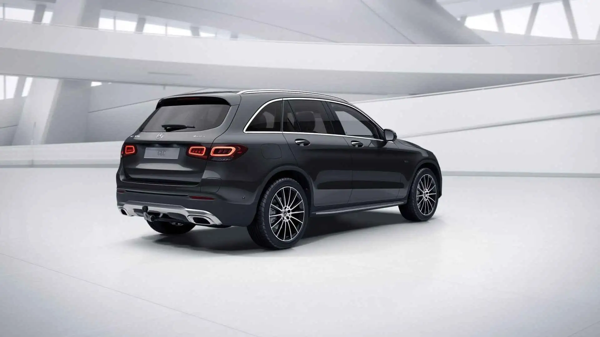 Mercedes-Benz GLC 300 300e 4MATIC Business Solution AMG | Trekhaak | Pan Grijs - 2