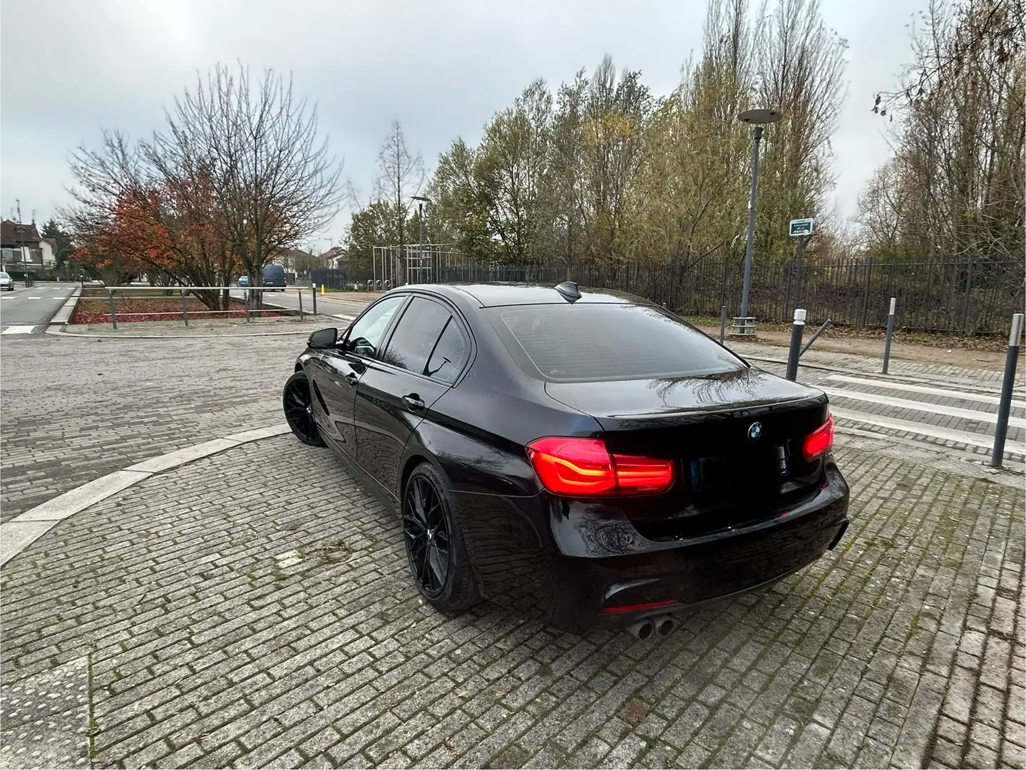BMW 330 330i xDrive 252 ch M Sport A - 1