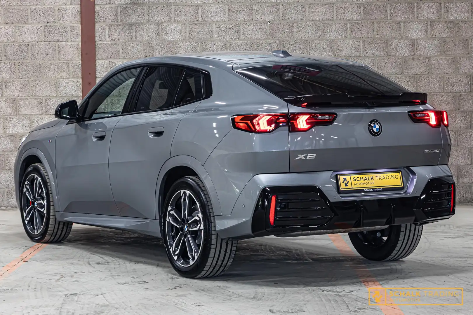 BMW X2 SDrive20i|M-sport|Cam 360|H&K|HUD|E-stoel|Garantie Szürke - 2