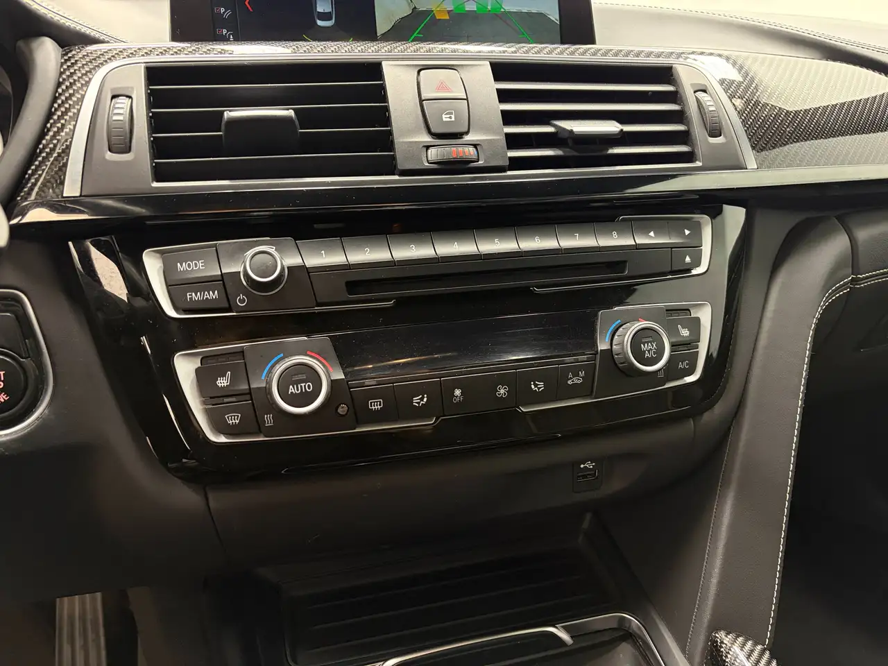 BMW 4 Series снимка BMW 4 Series