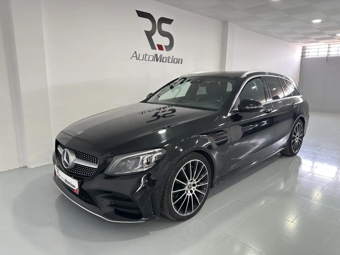 Mercedes-Benz C 300 Estate 300d 9G-Tronic Noir - 2