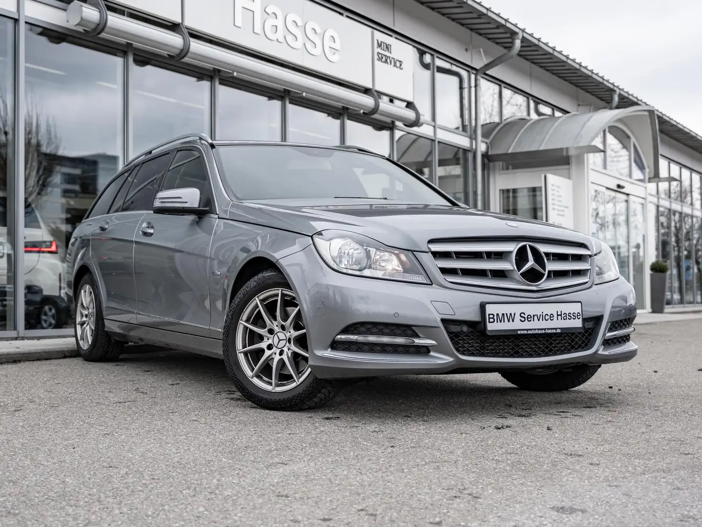 Mercedes-Benz C 220 T Avantgard PANO LED Navi AHK 2ZKlim Sitzheizung Zilver - 2
