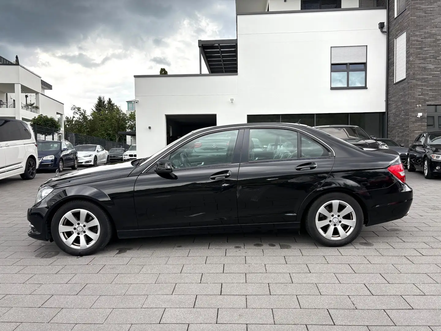 Mercedes-Benz C 220 CDI Automatik Avantgarde *XENON *NAVI Schwarz - 2