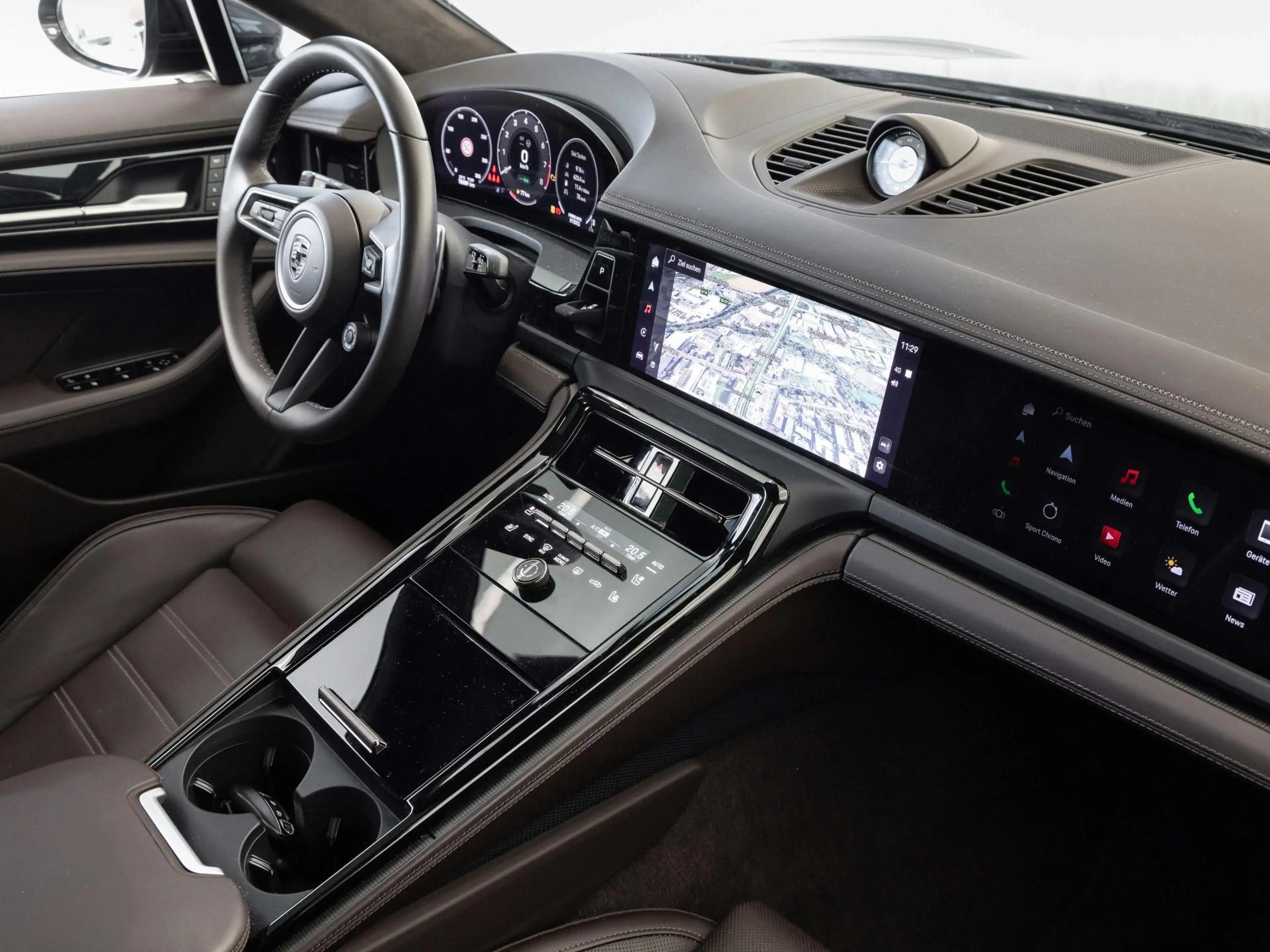 Porsche Panamera Turbo S E-Hybrid von BENTLEY FRANKFURT — photo 7