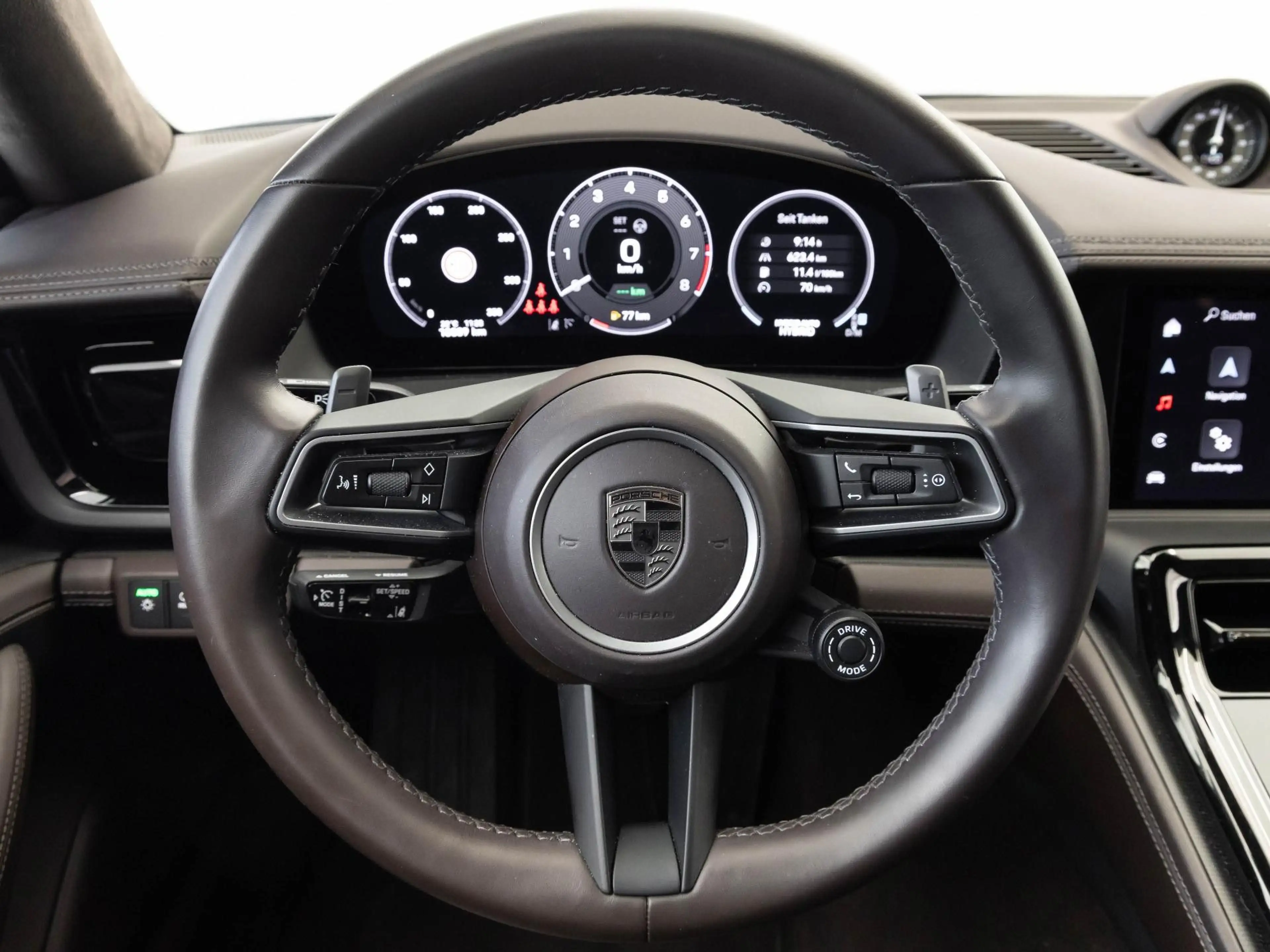 Porsche Panamera Turbo S E-Hybrid von BENTLEY FRANKFURT — photo 11