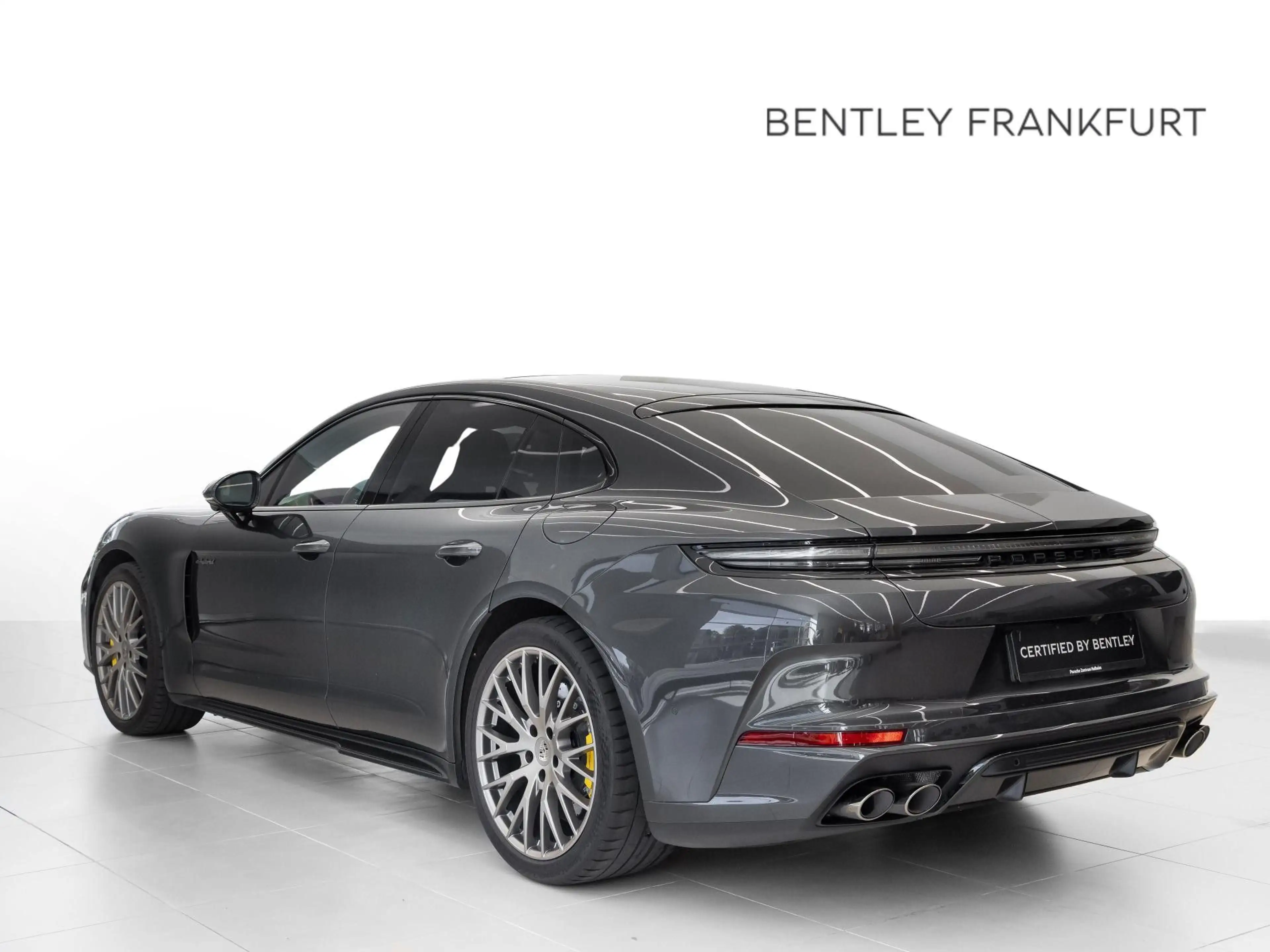 Porsche Panamera Turbo S E-Hybrid von BENTLEY FRANKFURT — photo 5