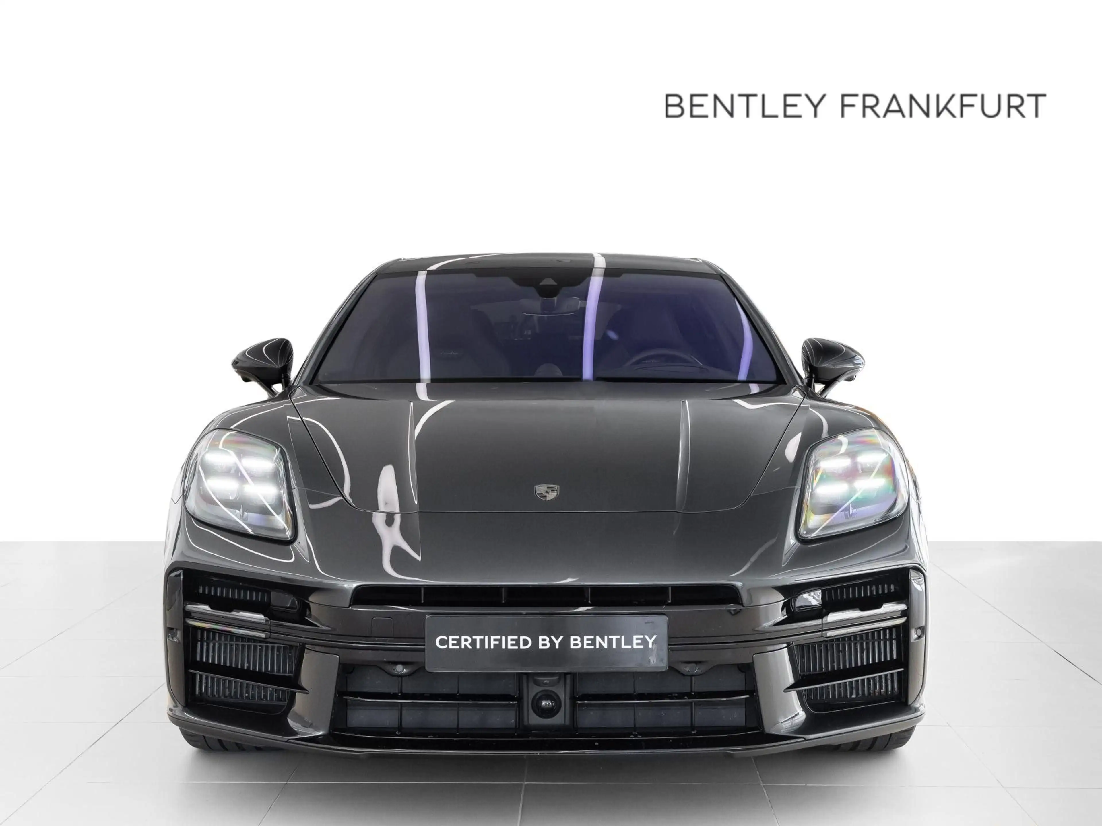 Porsche Panamera Turbo S E-Hybrid von BENTLEY FRANKFURT — photo 2