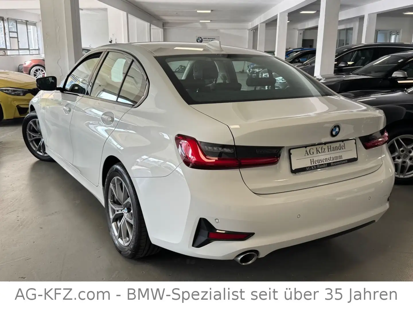 BMW 320 Baureihe 3 Lim. 320 d Sport Line Weiß - 2