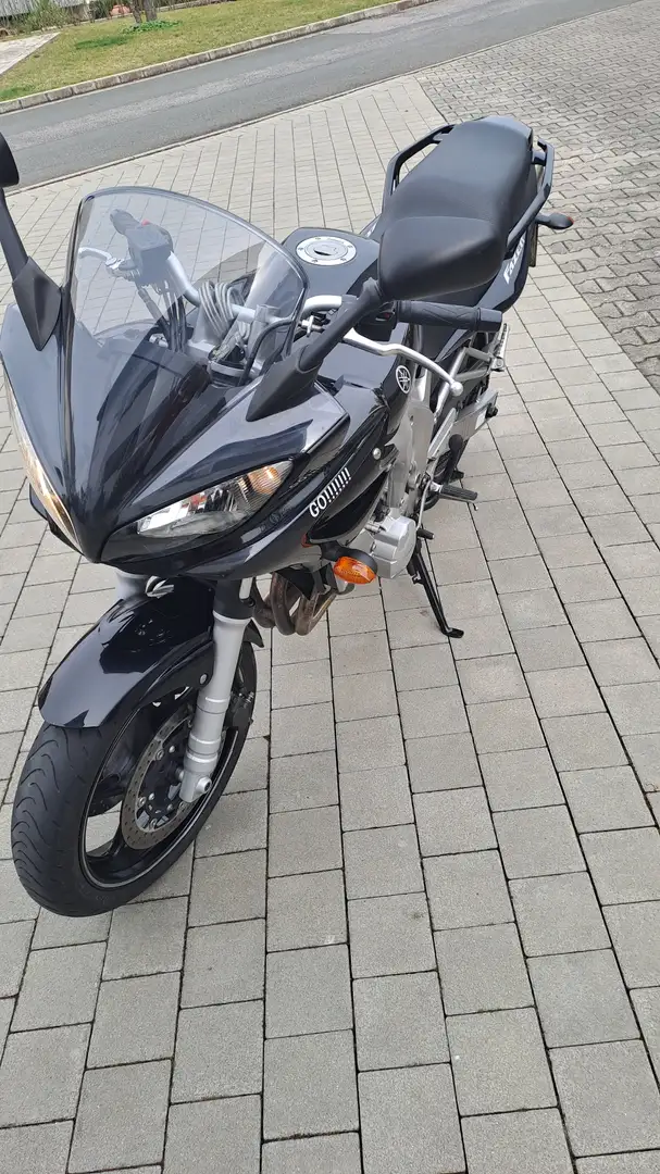 Yamaha FZR 600 Negro - 1