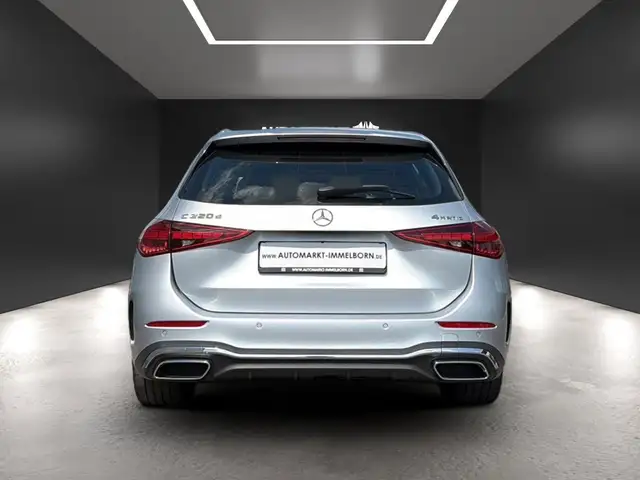Mercedes-Benz C-Class view 10