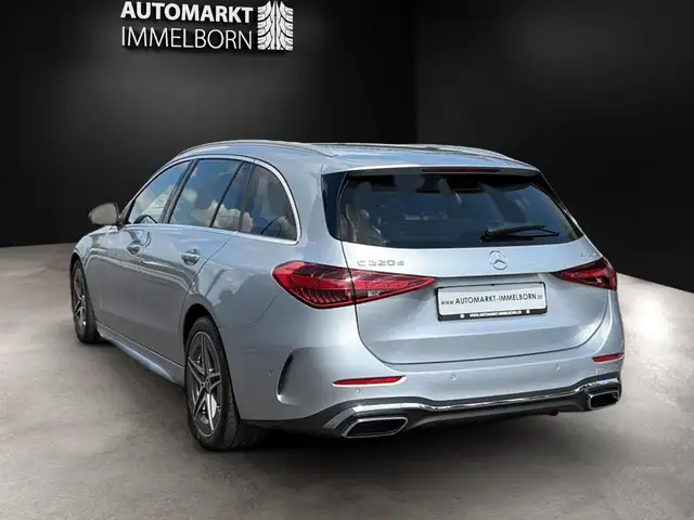 Mercedes-Benz C-Class view 5