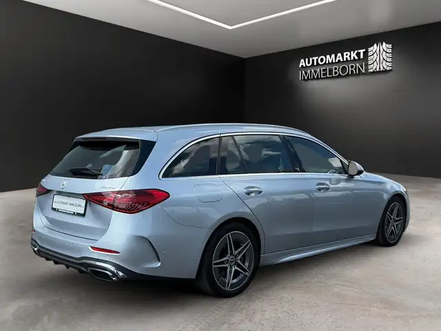 Mercedes-Benz C-Class view 8