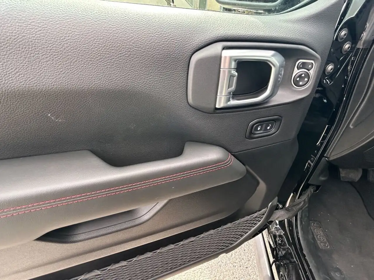 Jeep Gladiator снимка Jeep Gladiator
