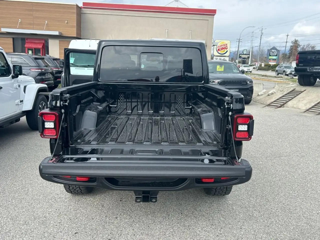 Jeep Gladiator снимка Jeep Gladiator