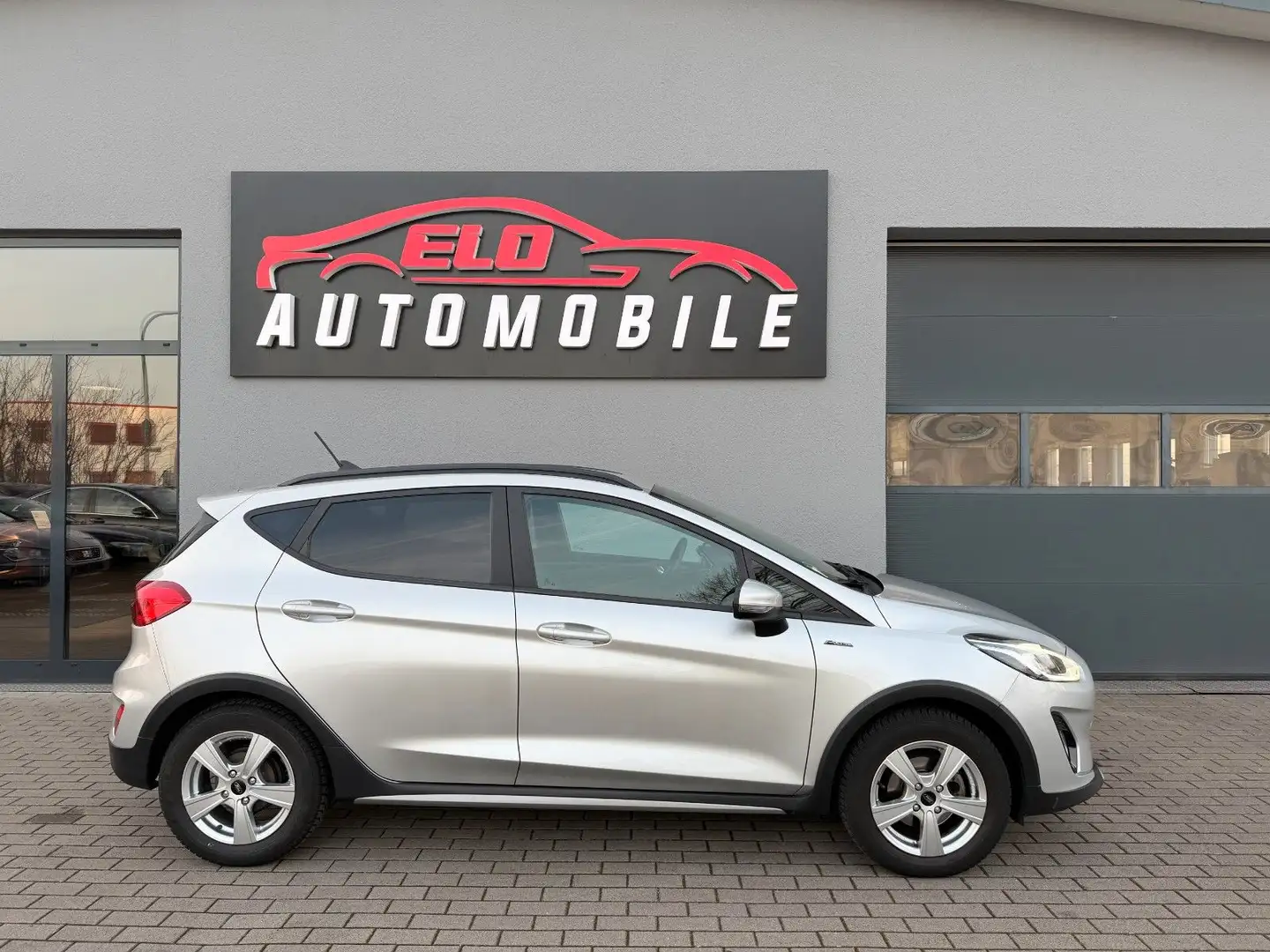 Ford Fiesta Active Plus*Navi*KeyFree*Spurhalte* Silber - 2