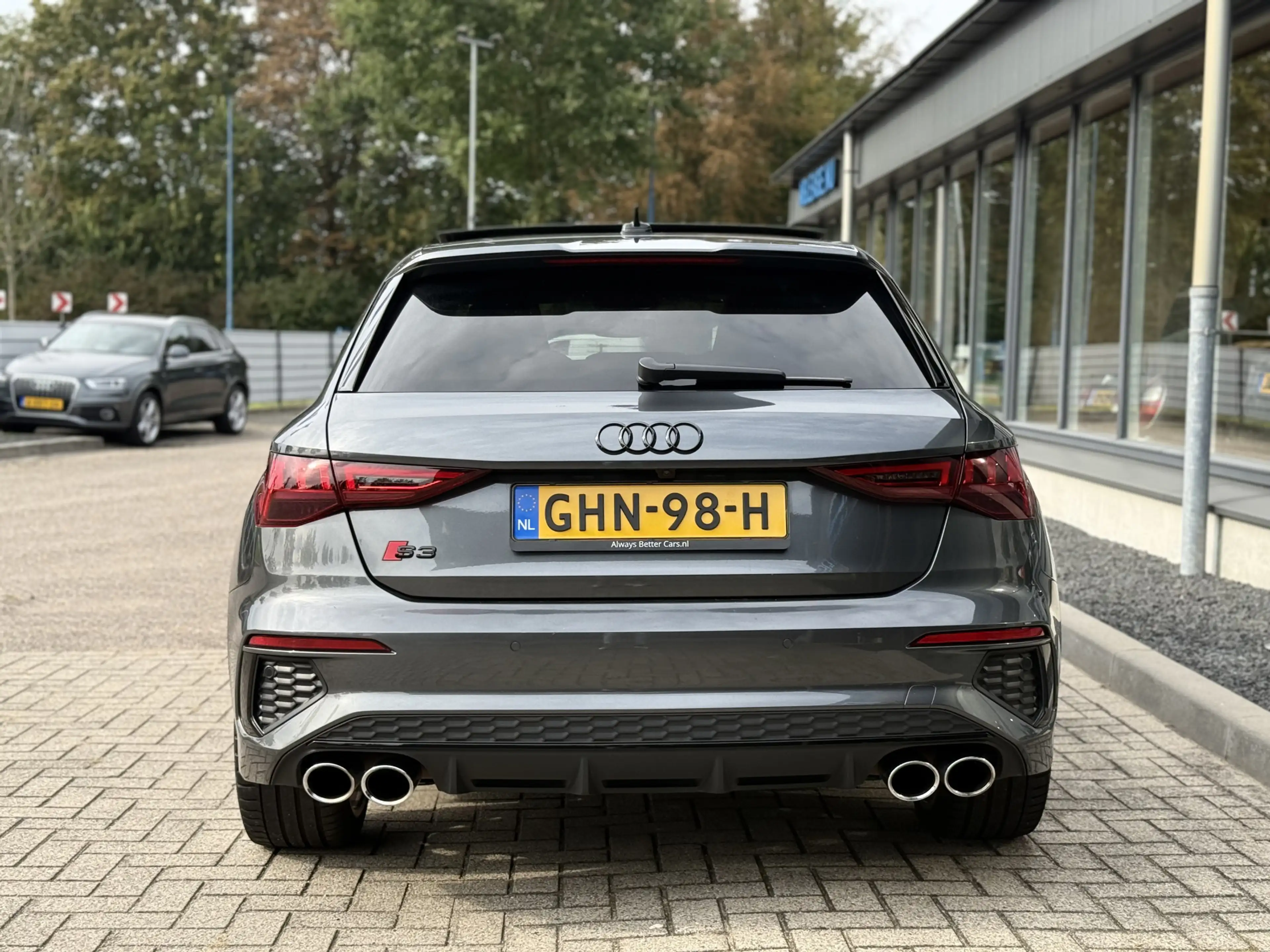 Audi S3 Sportback 2.0 TFSI S3 quattro Edition One HUD Pano — photo 3