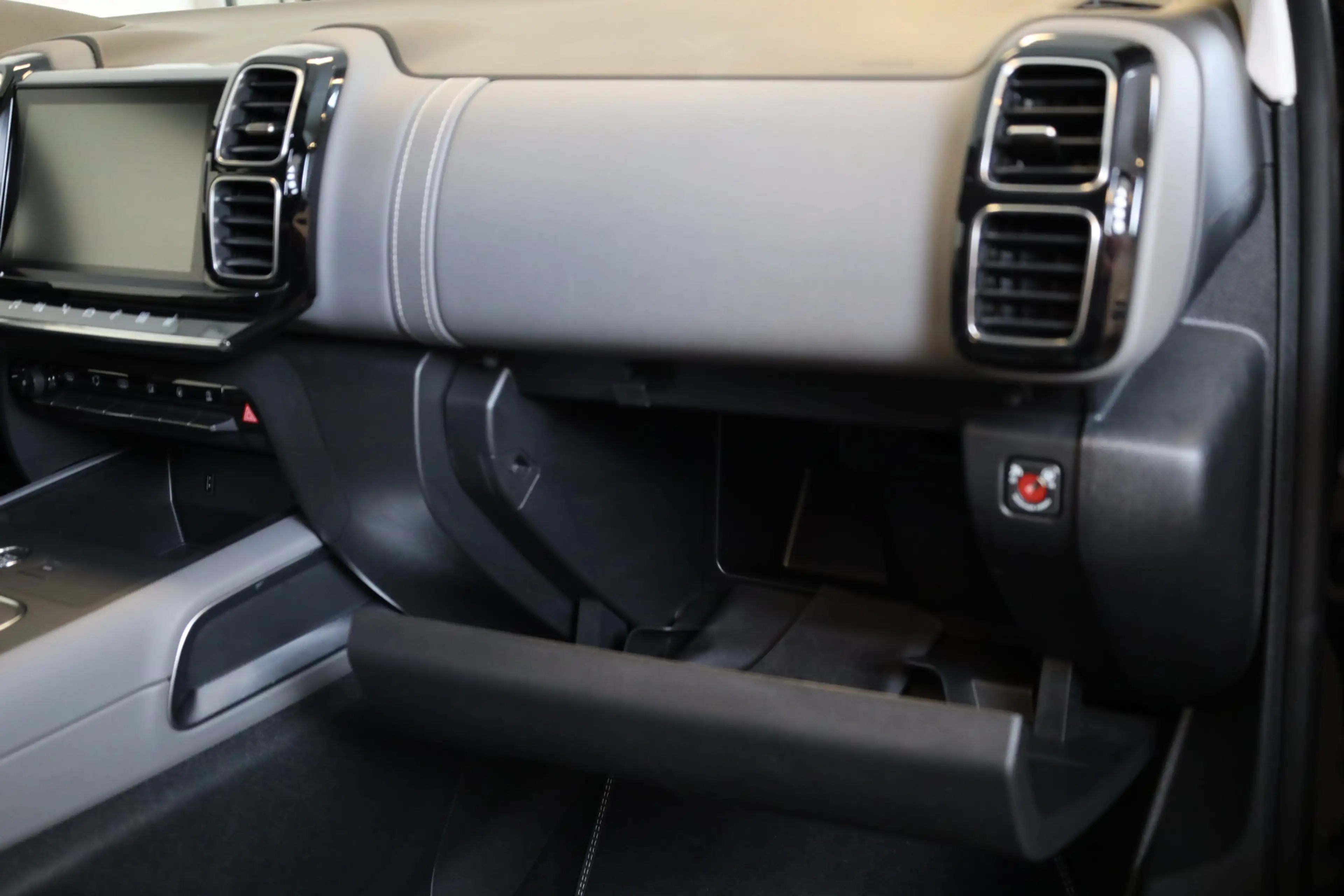 Citroen C5 Aircross PT 130 Feel Leer | Trekhaak | Stoelverwarming — photo 6