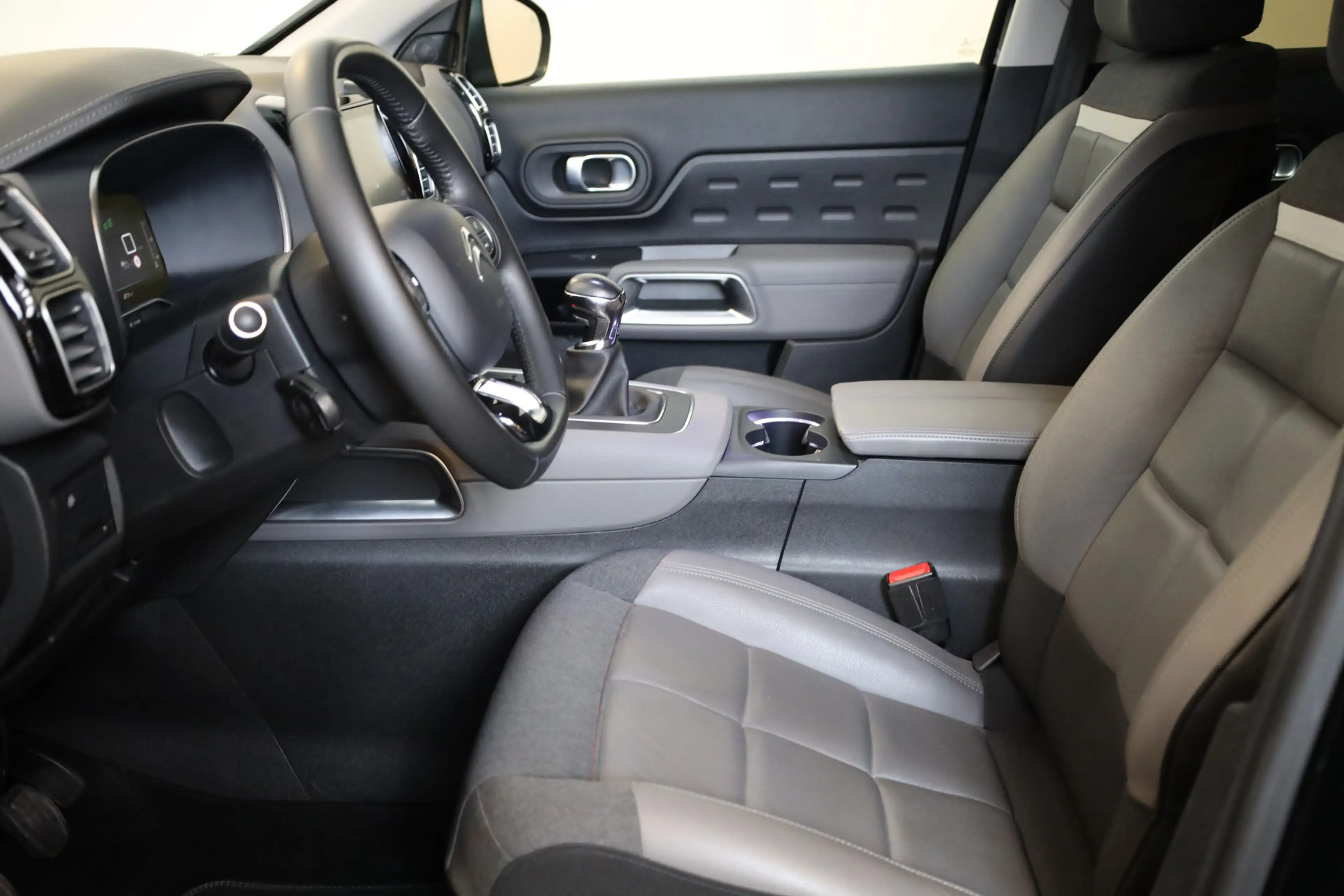 Citroen C5 Aircross PT 130 Feel Leer | Trekhaak | Stoelverwarming — photo 23