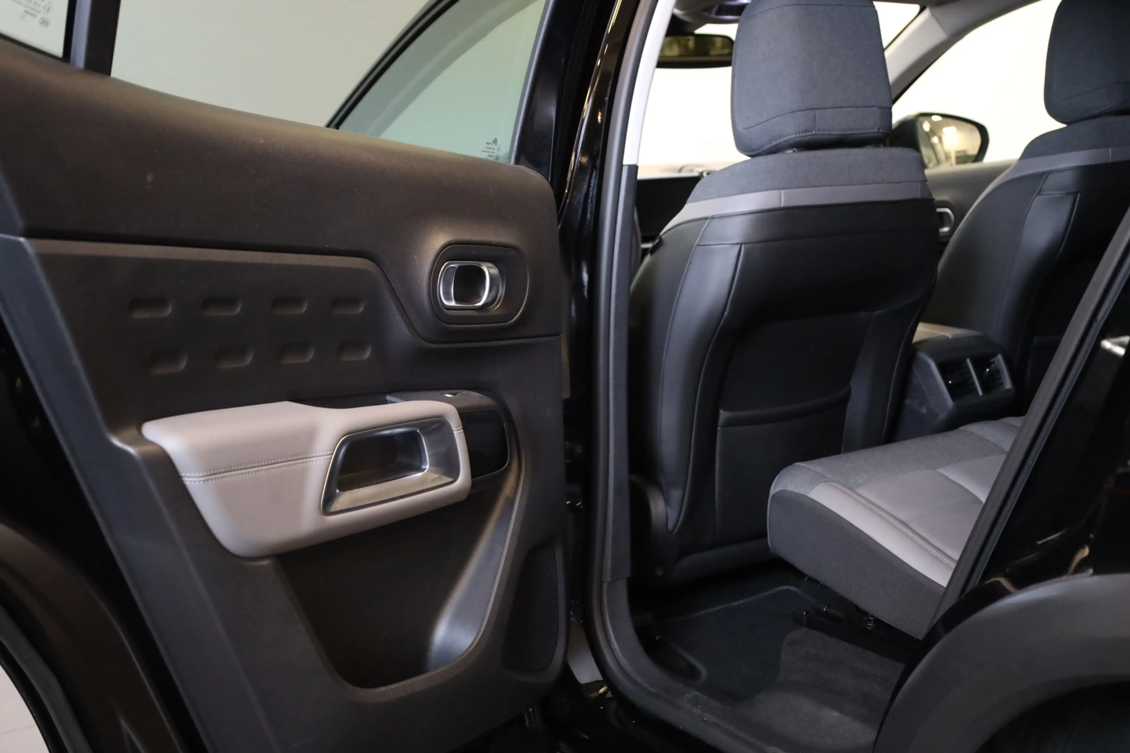 Citroen C5 Aircross PT 130 Feel Leer | Trekhaak | Stoelverwarming — photo 16