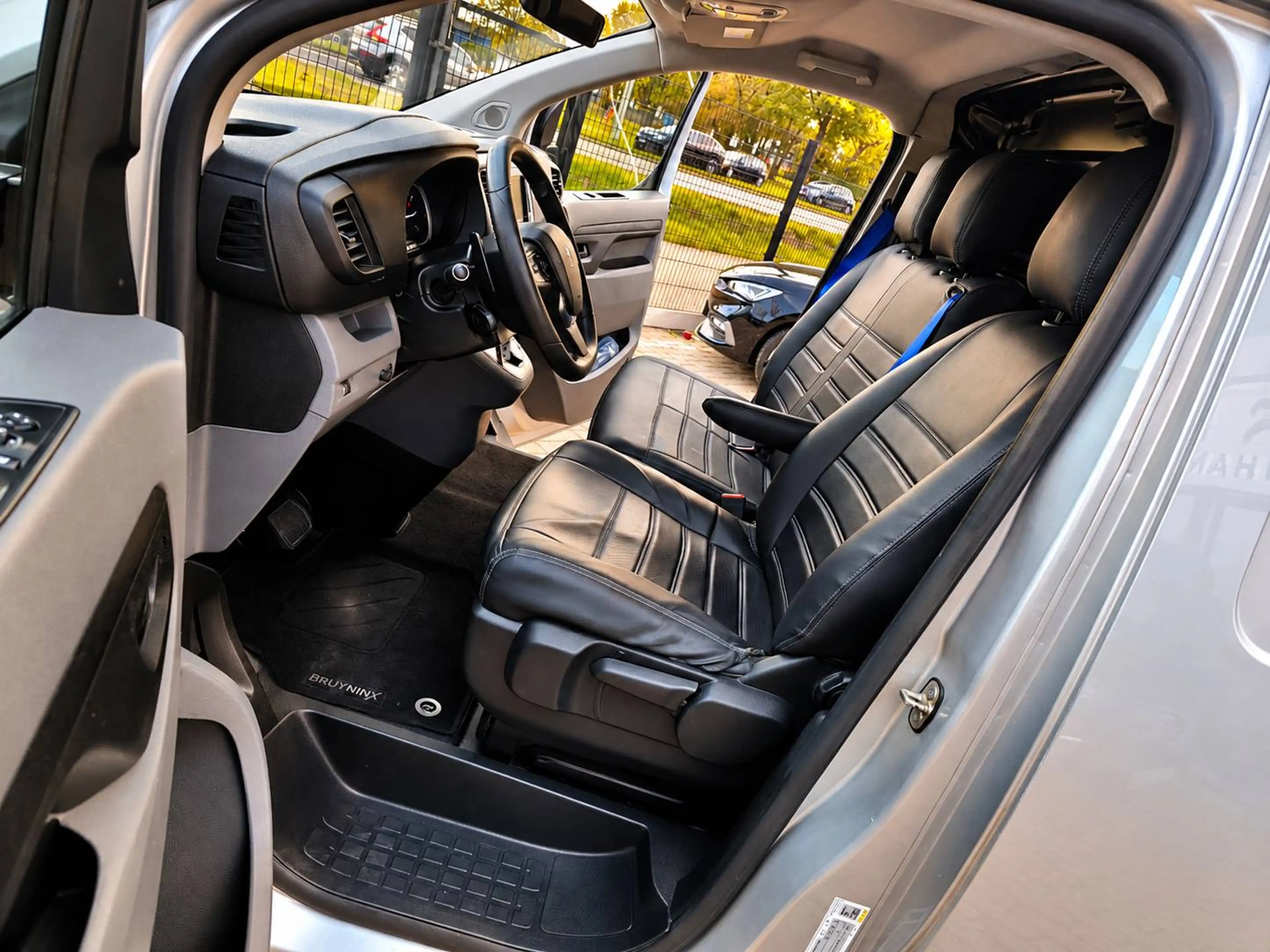 Peugeot Expert 2.0 BlueHDi 3 zit Automaat 177 pk Dakrek — photo 9