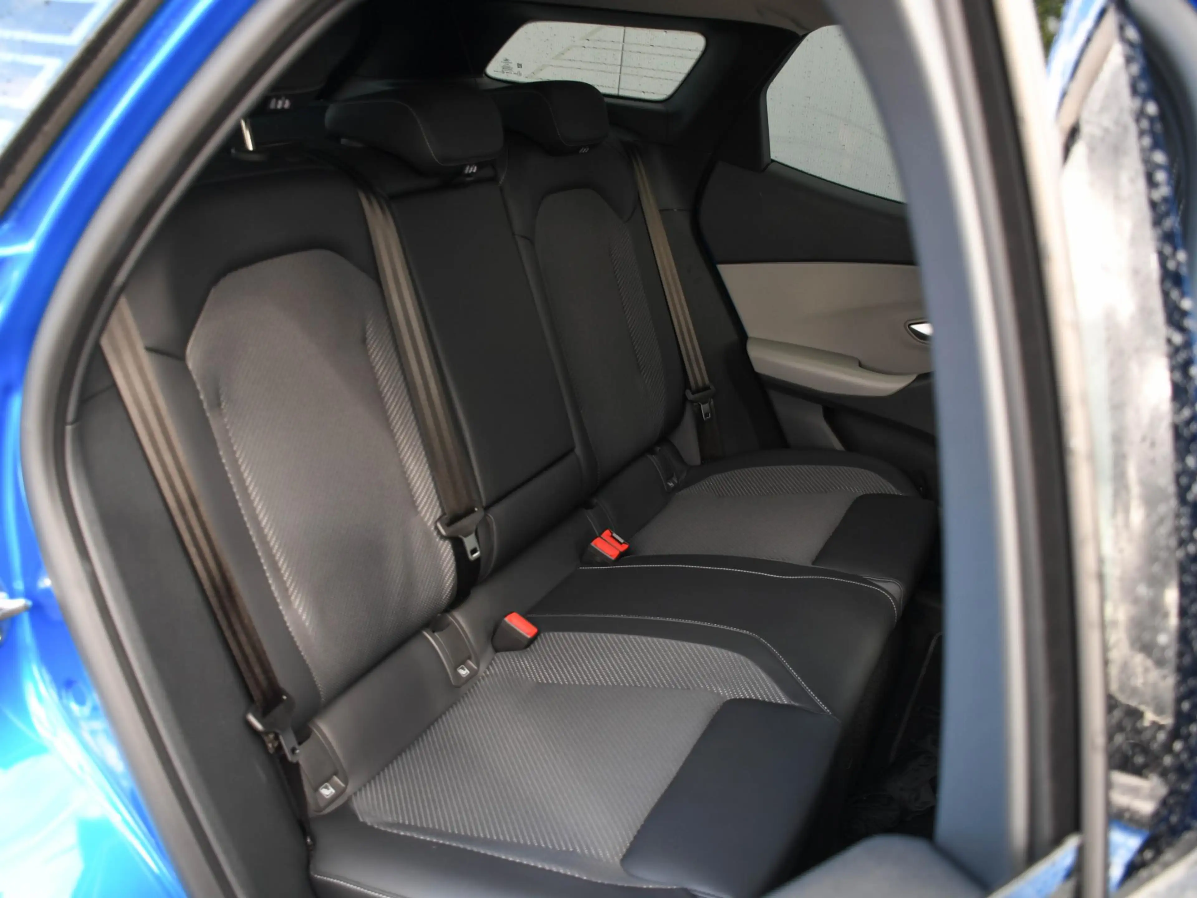 Ford Explorer Select Extended Range RWD 77kWh 286pk Automaat CAM — photo 11