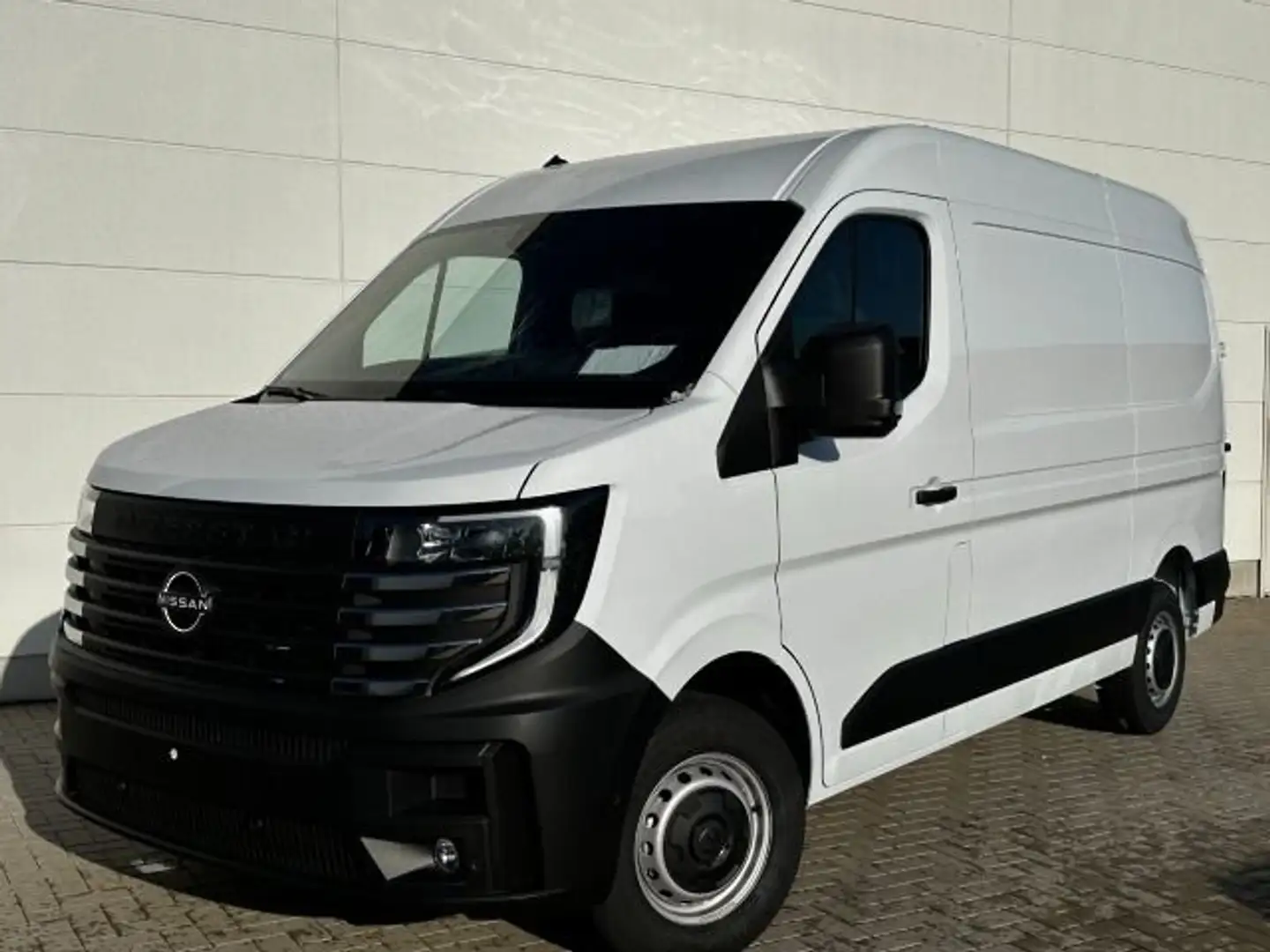 Nissan INTERSTAR KASTEN L2H2 3,5t dCi MT ACENTA 105 PS Weiß - 2