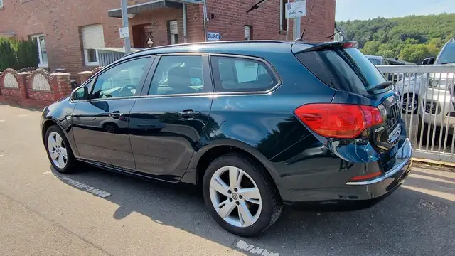 Opel Astra view 15
