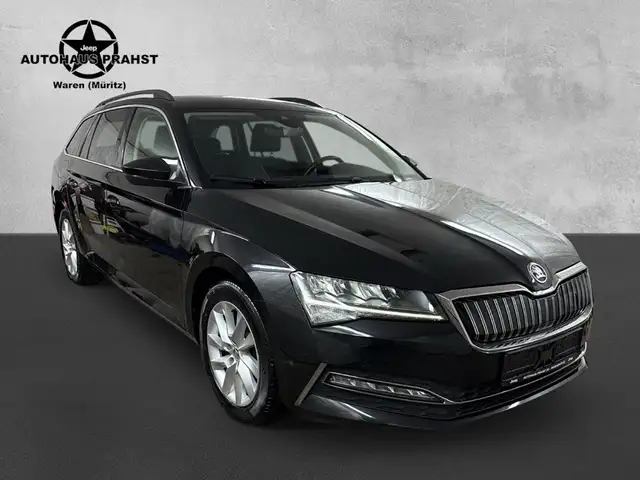 Skoda Superb 1.4 TSI Hybrid LED KAMERA VIRTUAL NAVI