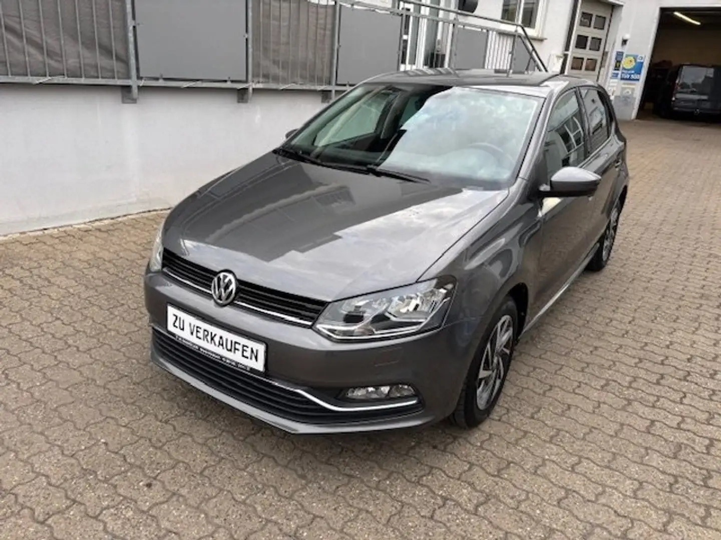 Volkswagen Polo 1.2 TSI (Blue Motion Technology) SOUND Grau - 2