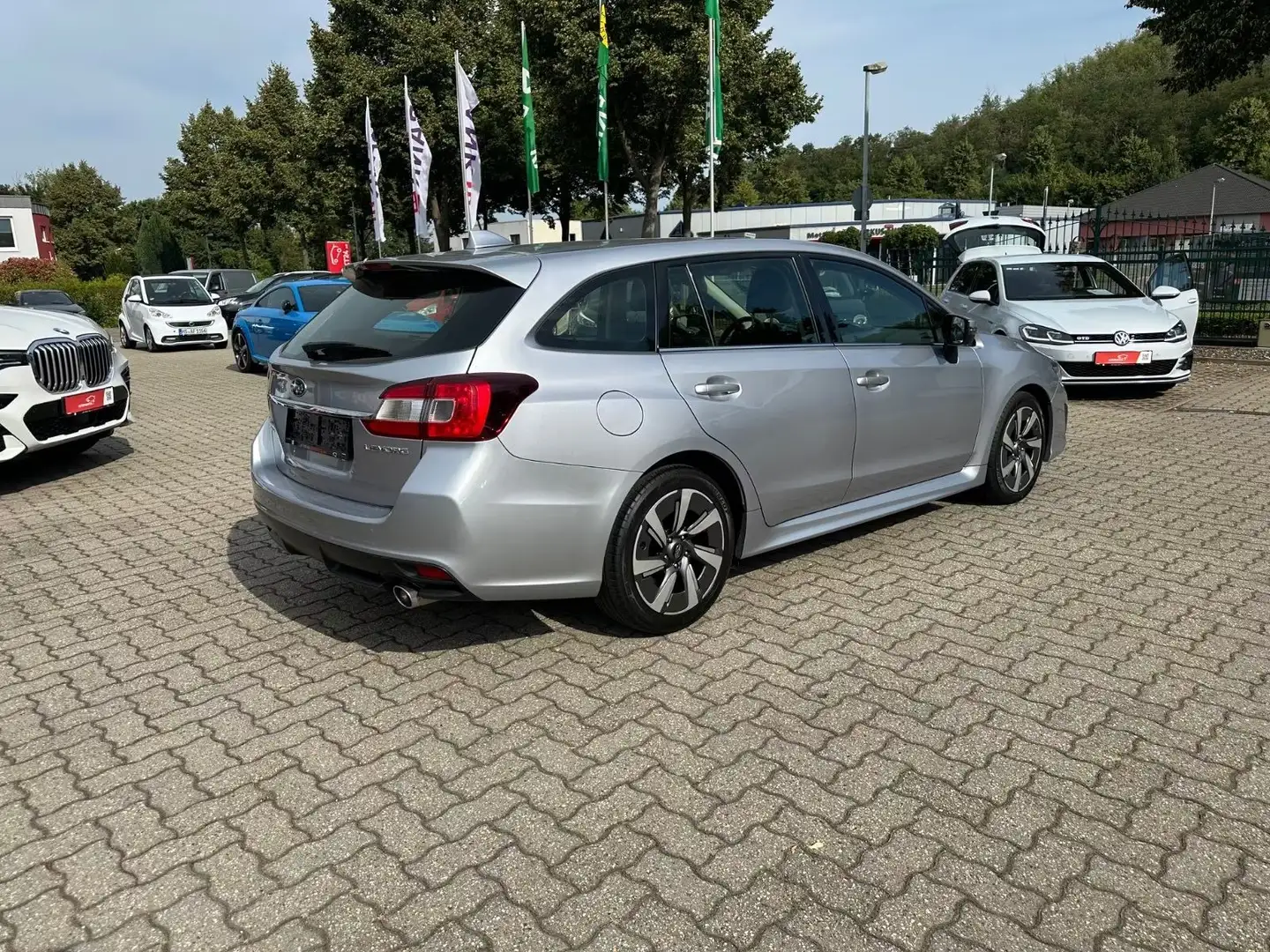 Subaru Levorg 2.0i AWD Automatik ACC SHZ MFL Grau - 2