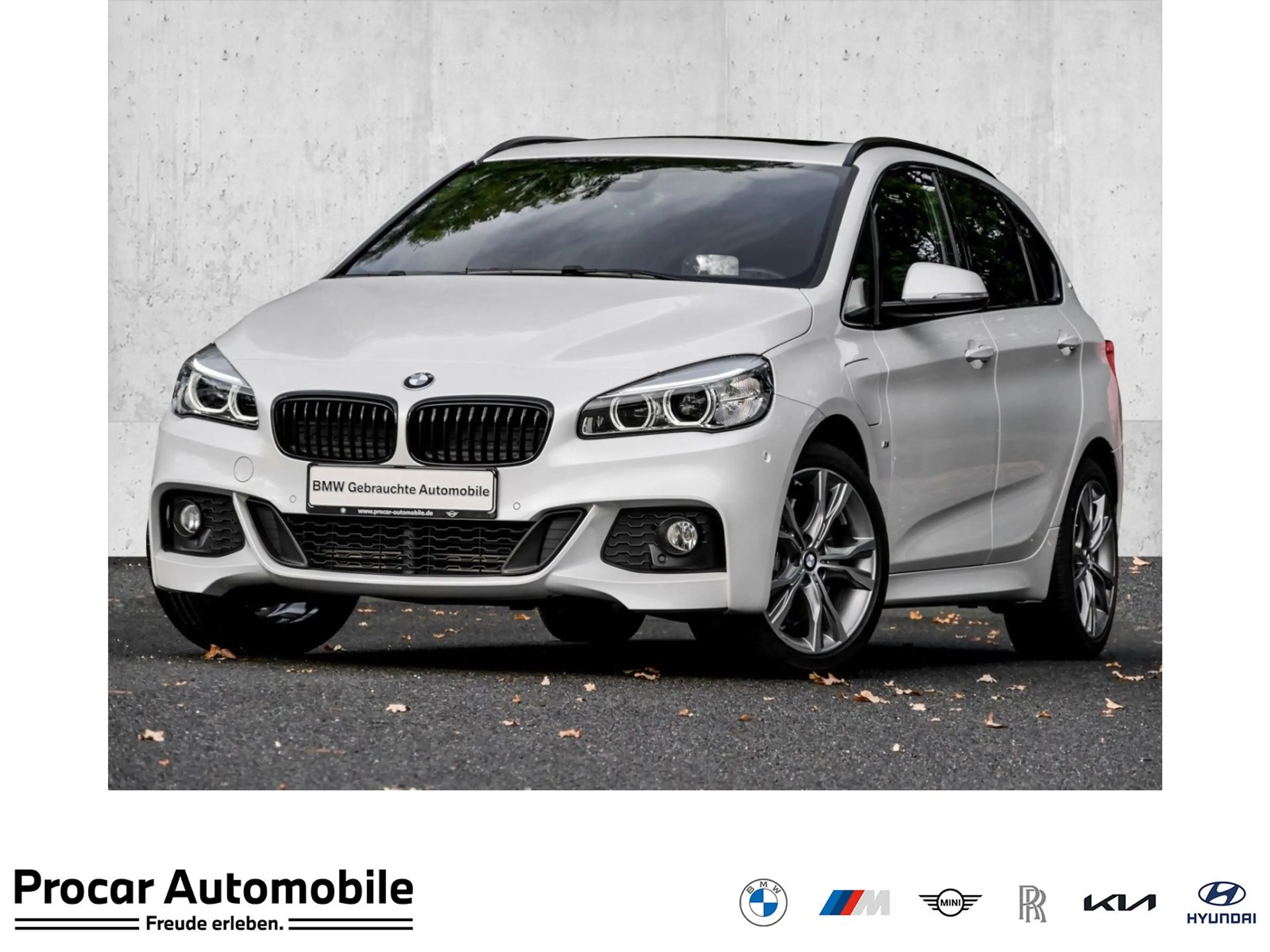 BMW 225 xe M SPORT+PANO+ACC+HuD+H/K+RFK