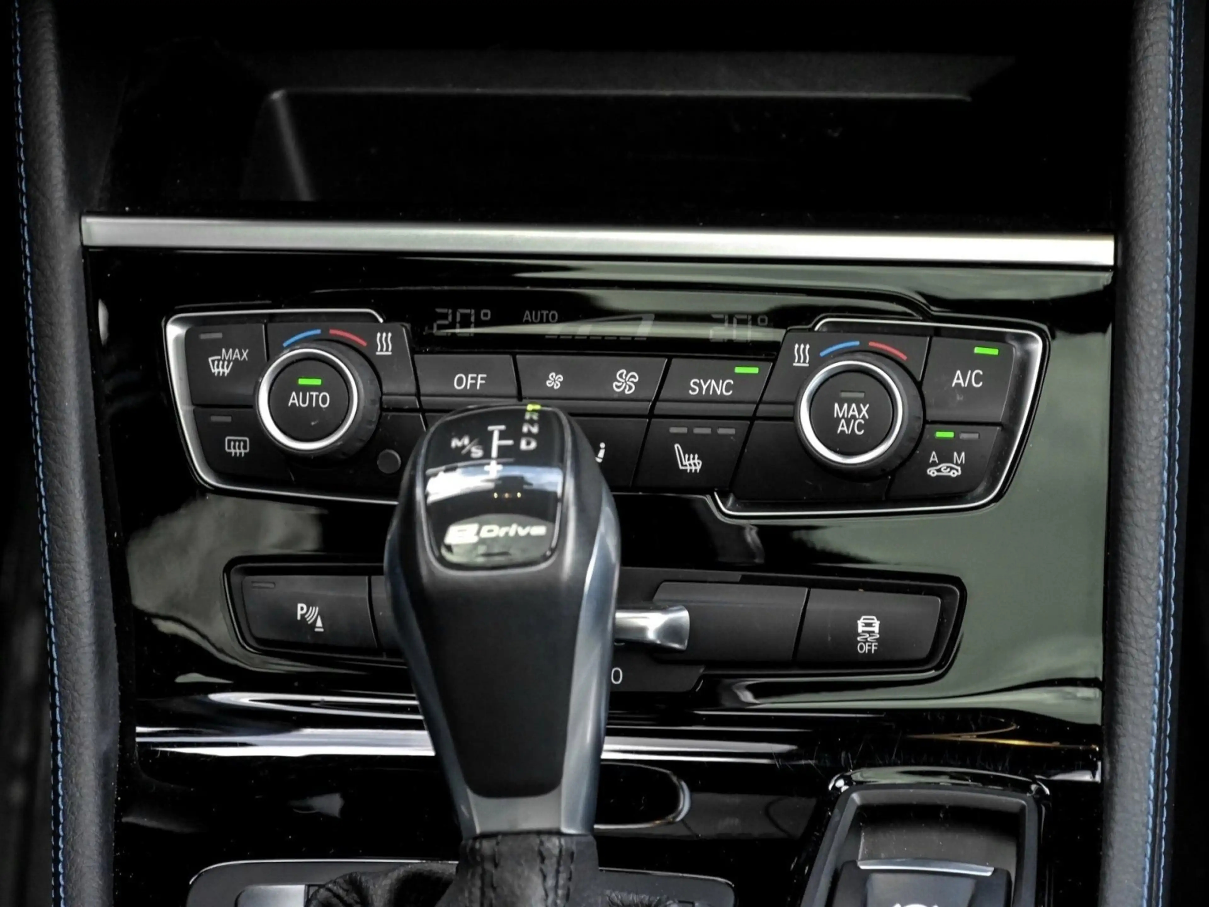 BMW 225 xe M SPORT+PANO+ACC+HuD+H/K+RFK — photo 9