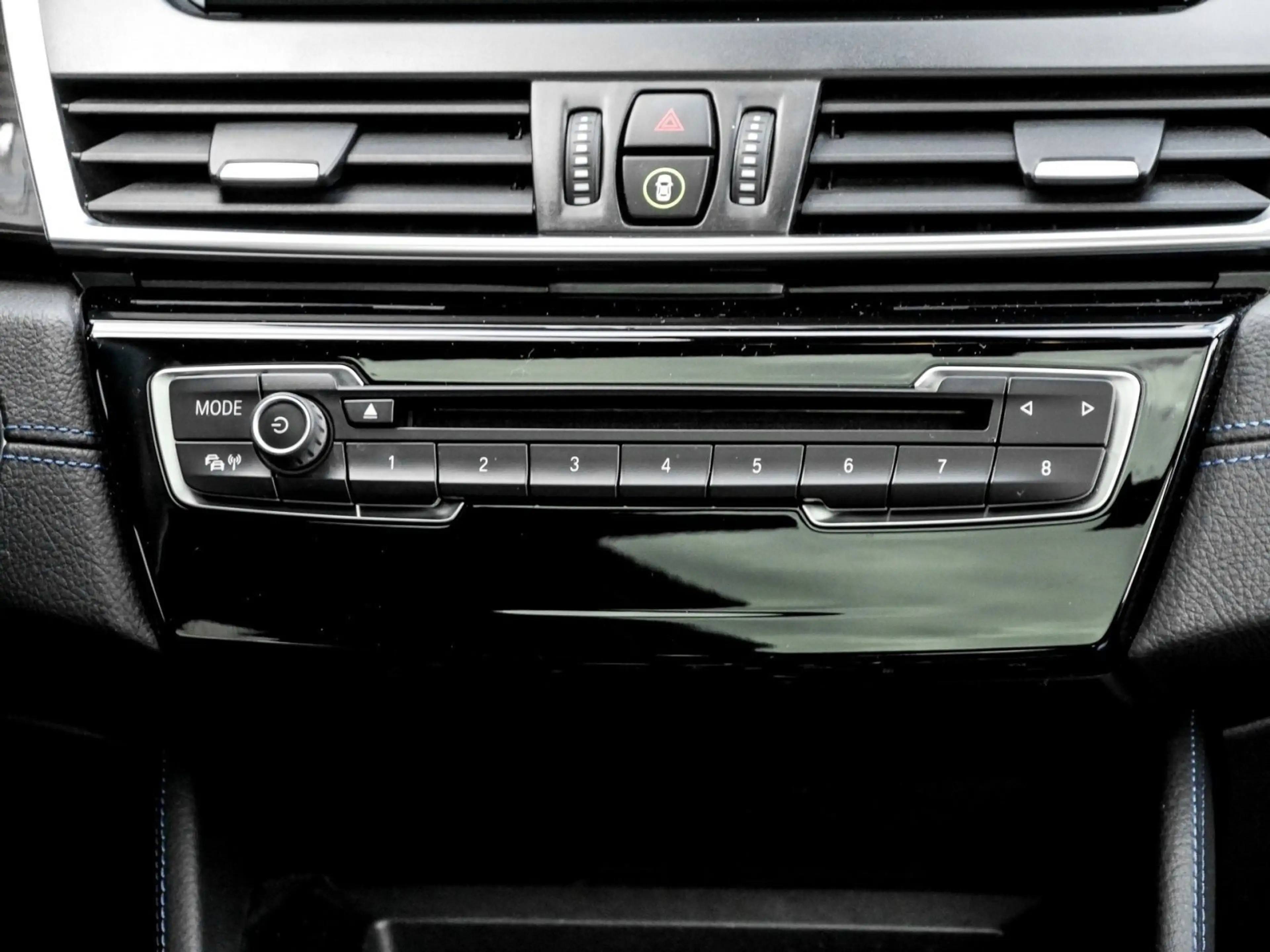 BMW 225 xe M SPORT+PANO+ACC+HuD+H/K+RFK — photo 8