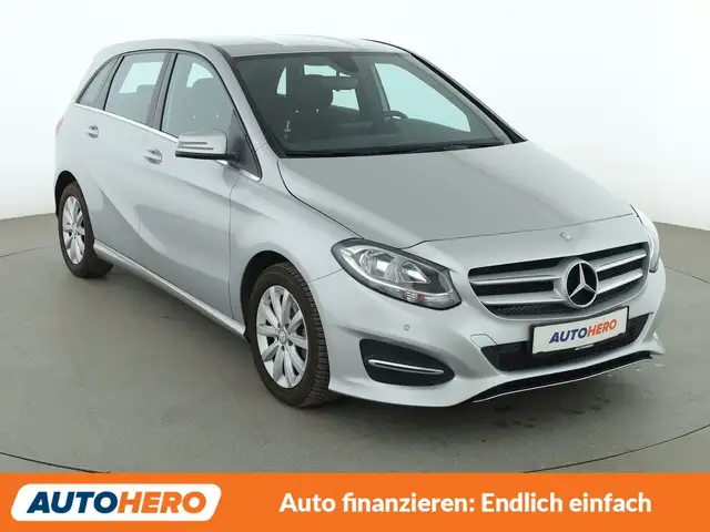 Mercedes-Benz B-Class view 8