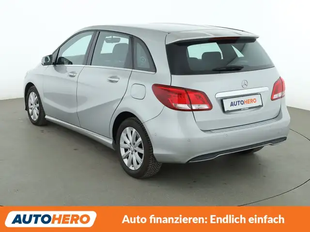 Mercedes-Benz B-Class view 4