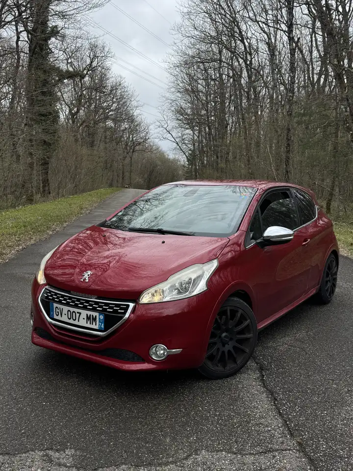 Peugeot 208 1.6 THP 200ch BVM6 GTi