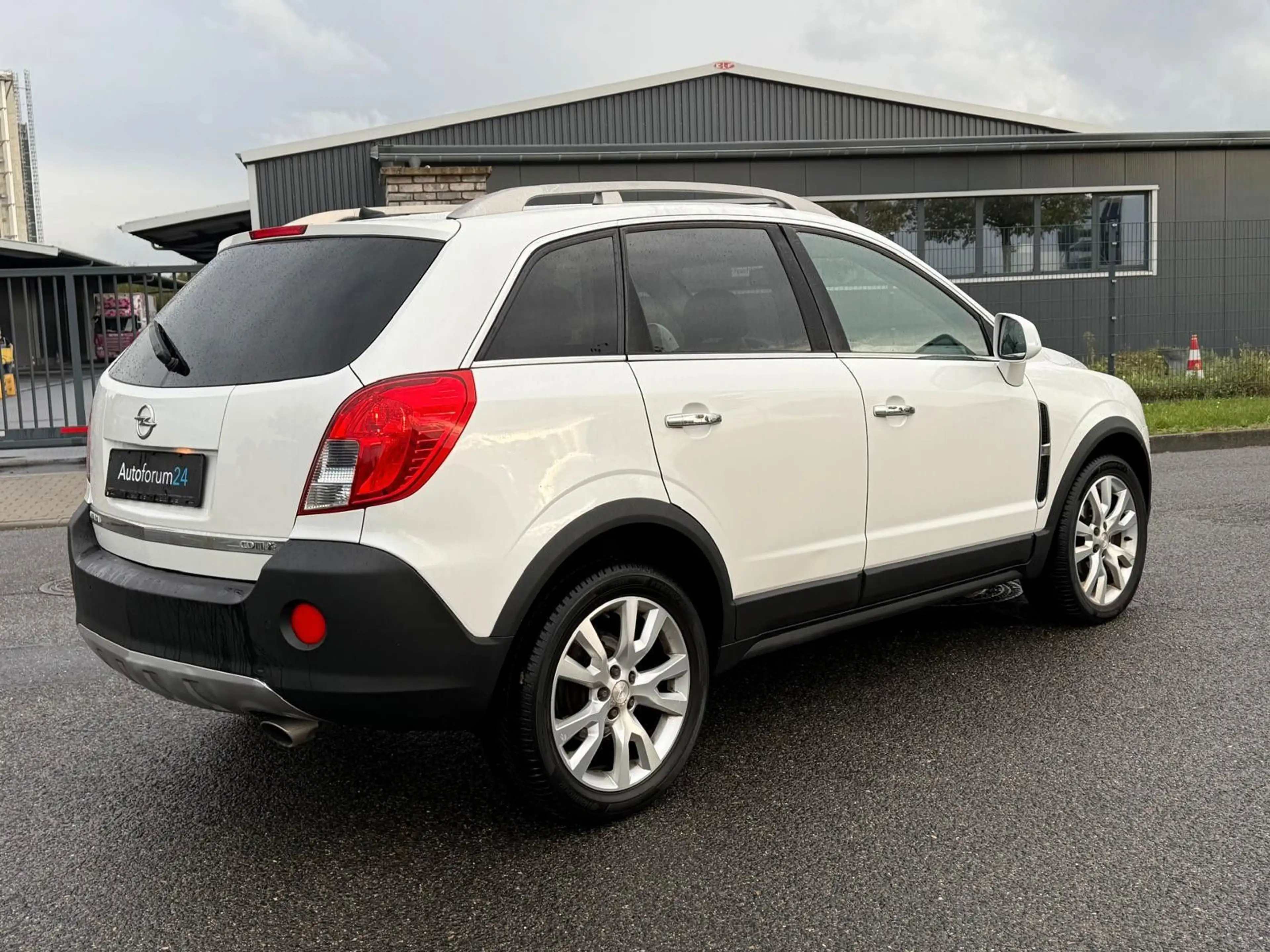 Opel Antara Cosmo 4x4*Autom.*Navi*Allrad*PDC*Sitz.* — photo 2