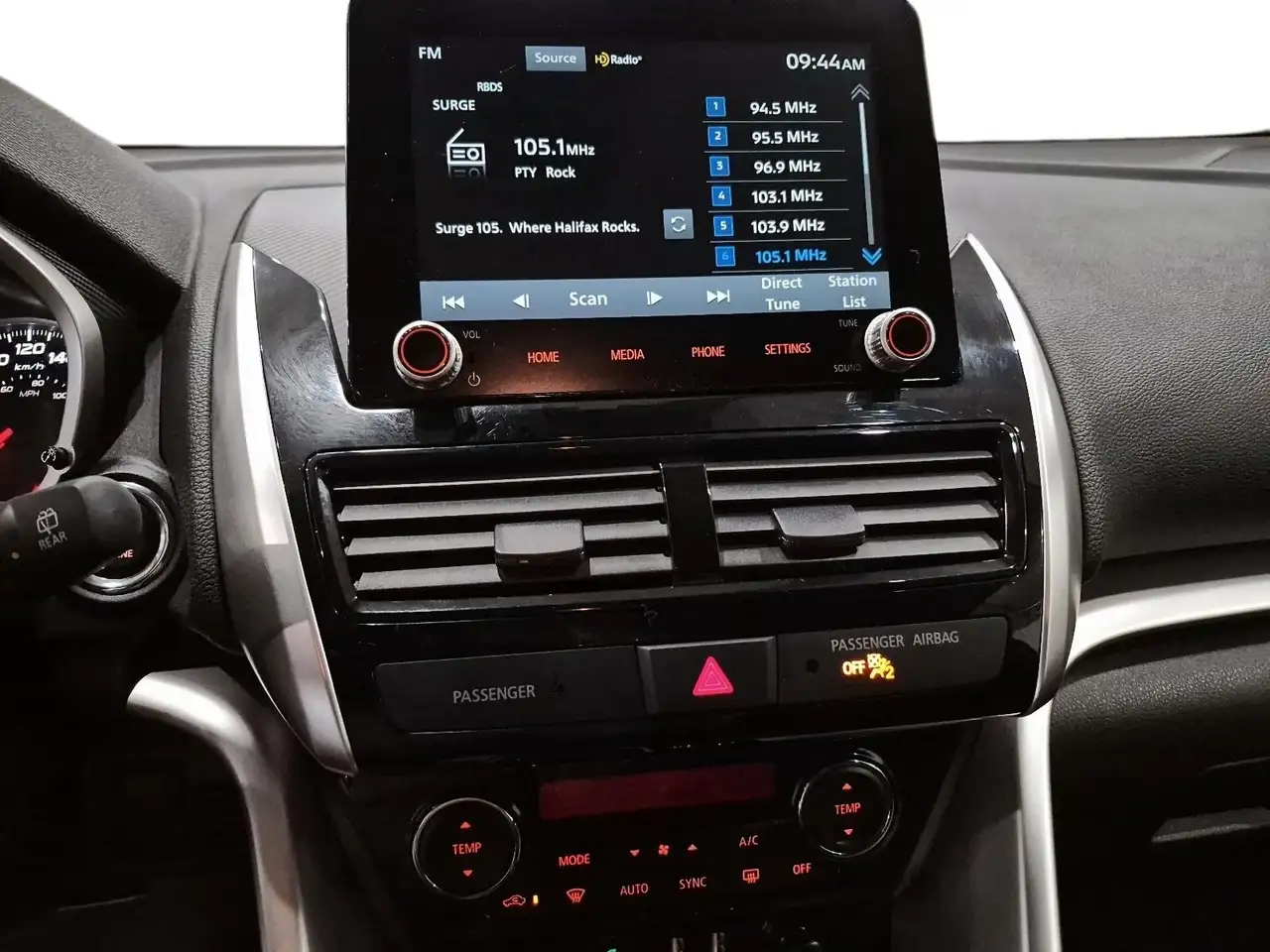 Mitsubishi Eclipse Cross снимка Mitsubishi Eclipse Cross