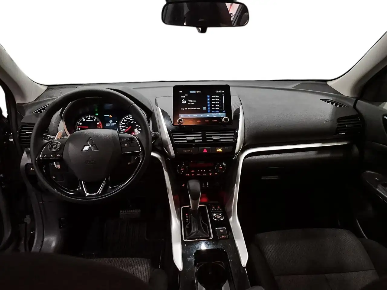 Mitsubishi Eclipse Cross снимка Mitsubishi Eclipse Cross