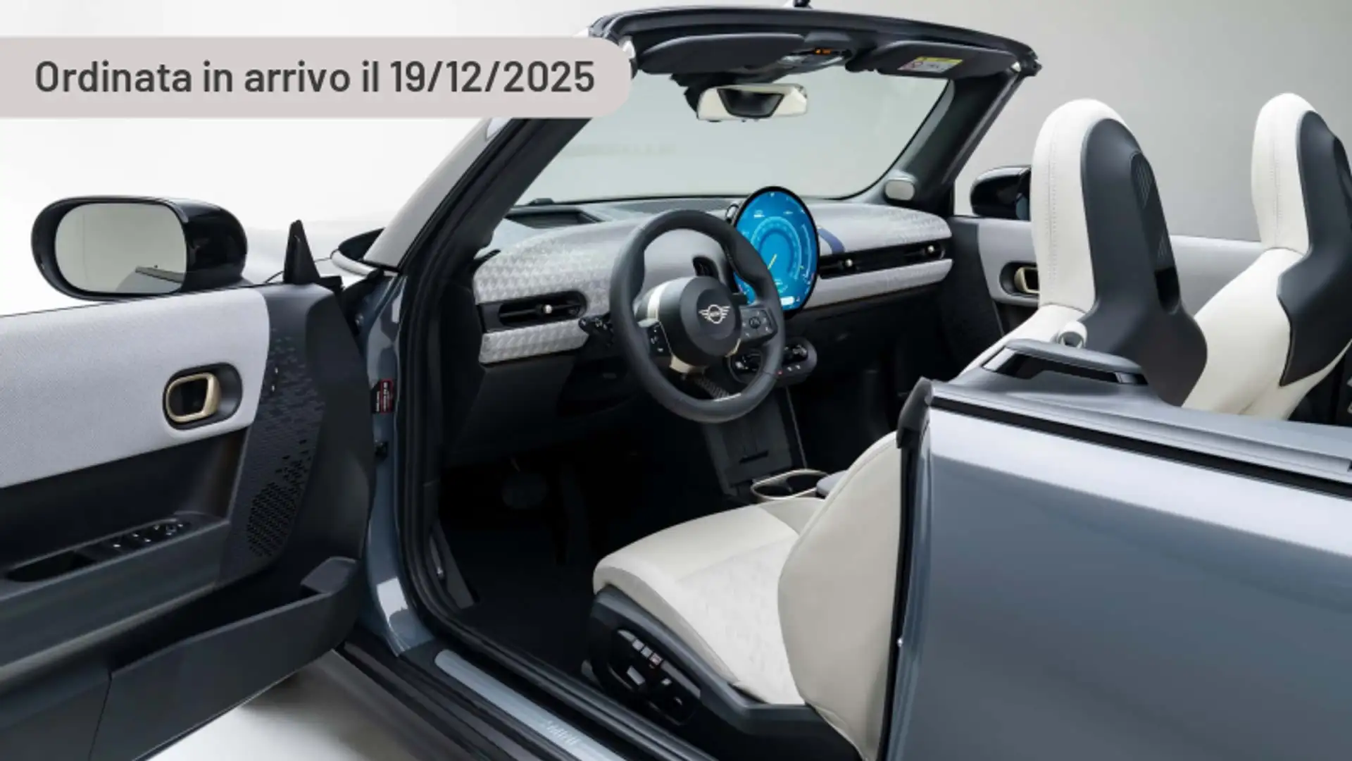 MINI Cooper C Cabrio 2.0 Cooper C Favoured Cabrio Plateado - 1