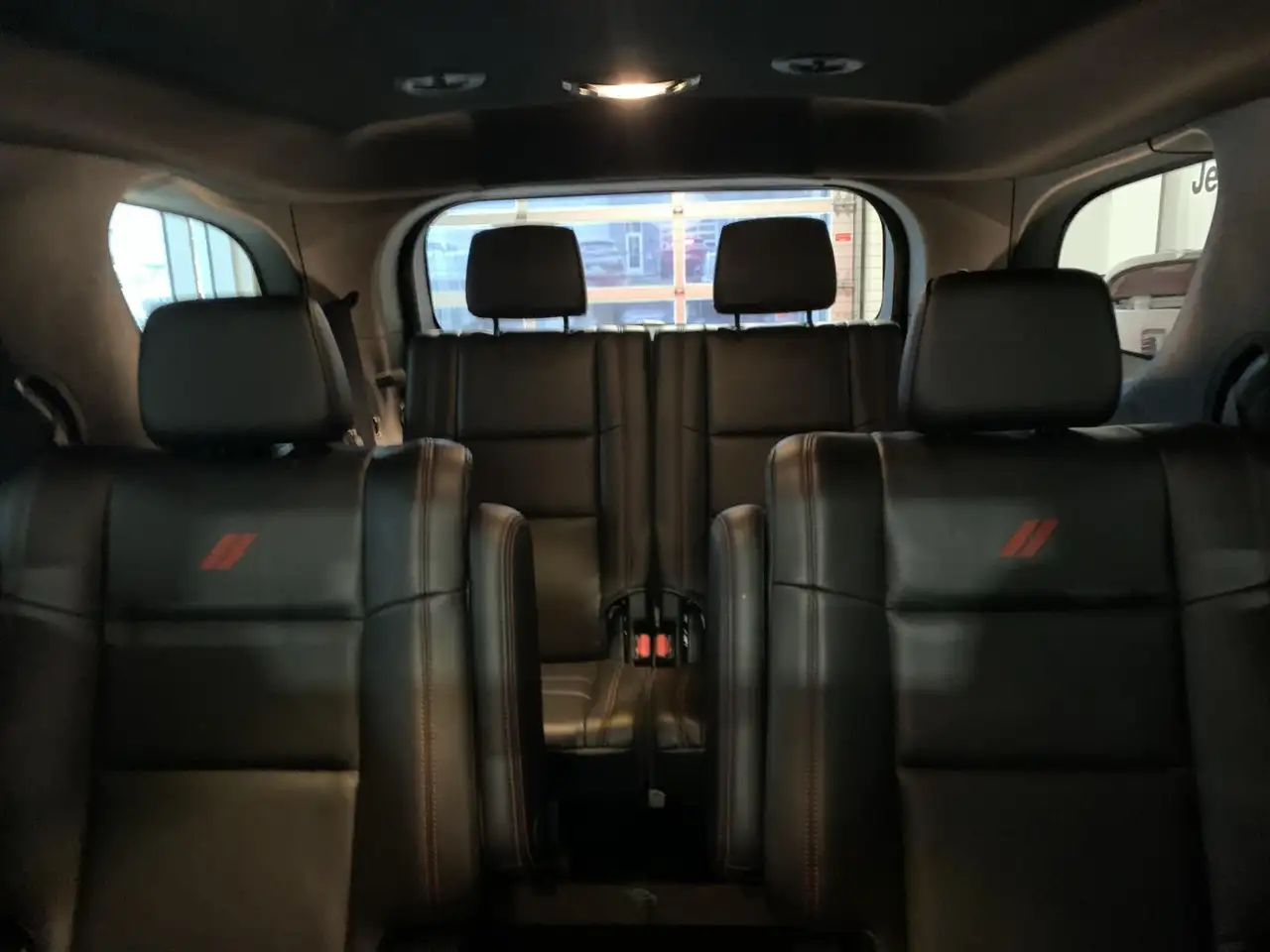 Dodge Durango снимка Dodge Durango