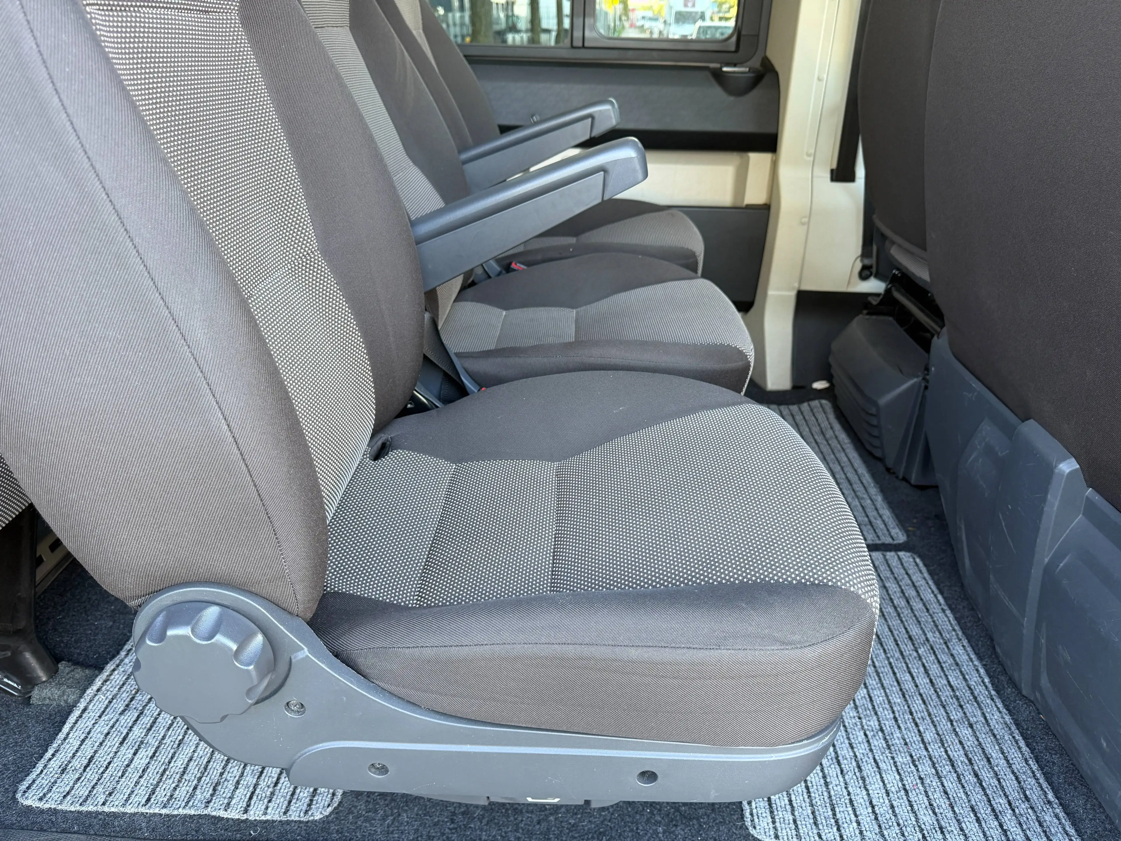 Citroen Jumper Jumper-9 Sitze-L2H2-2xKlima-Rollstuhl-Panorama — photo 15