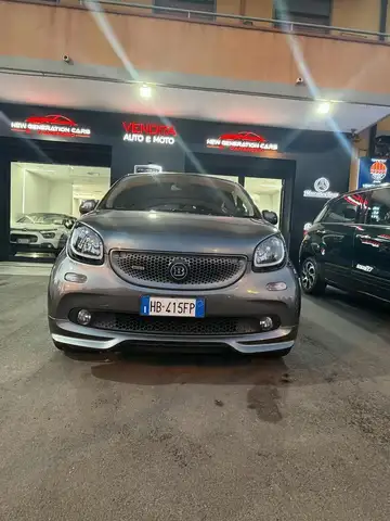 smart forFour forfour 90 0.9 Turbo twinamic JBL brabus