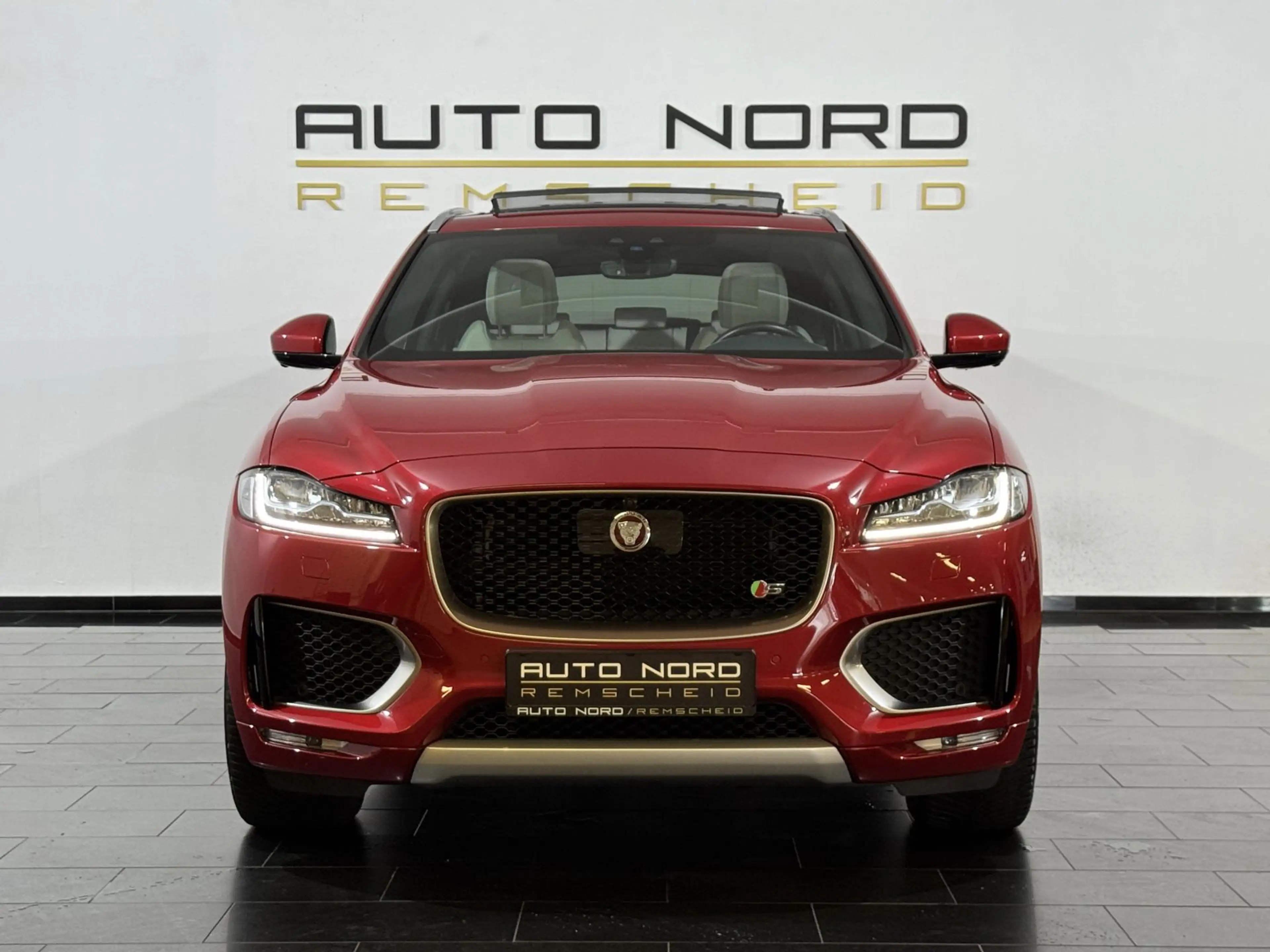 Jaguar F-Pace F-PACE S AWD*AHK*Pano*DAB+*LED*Memory*Kamera* — photo 2