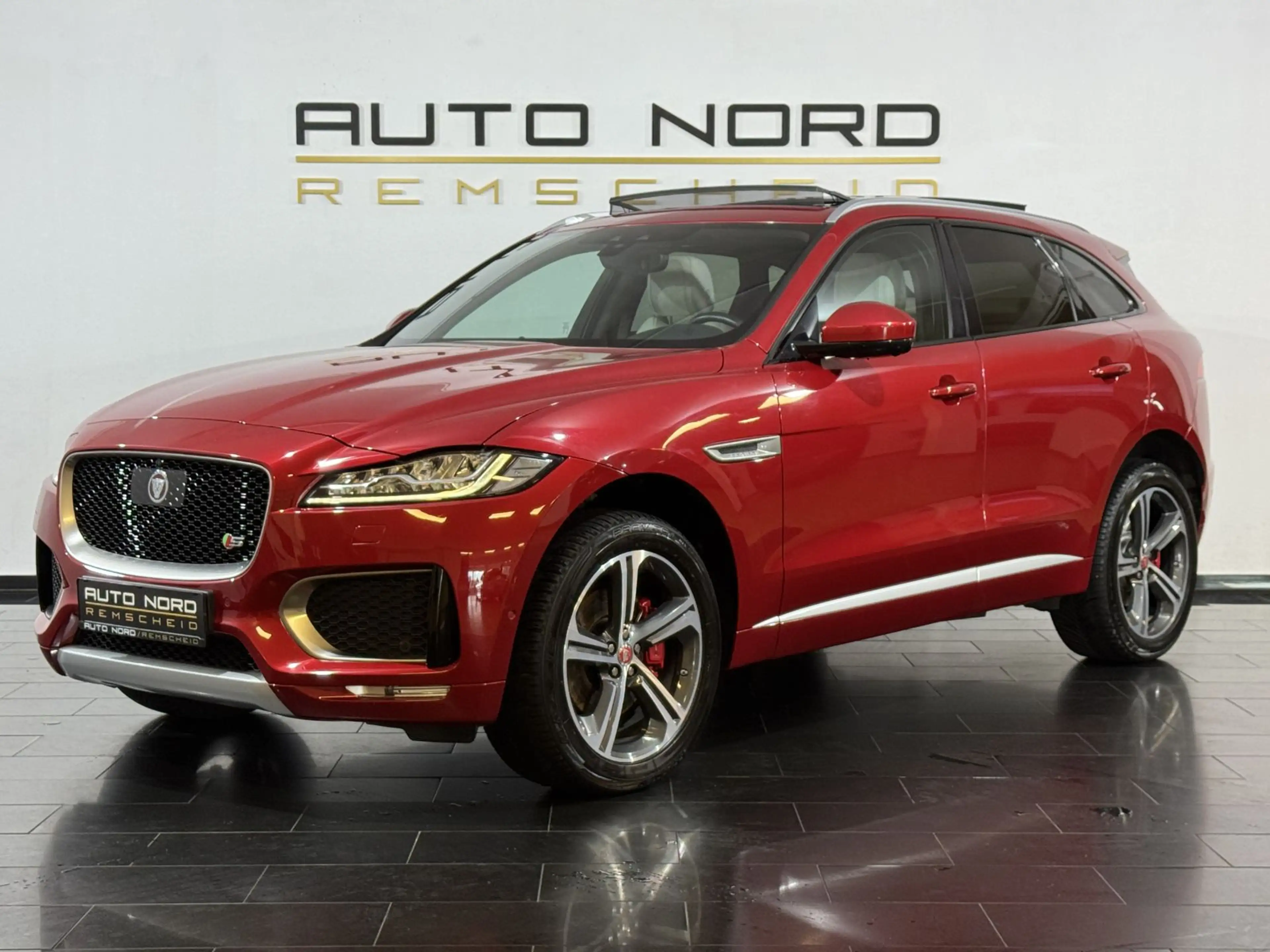 Jaguar F-Pace F-PACE S AWD*AHK*Pano*DAB+*LED*Memory*Kamera* — photo 13