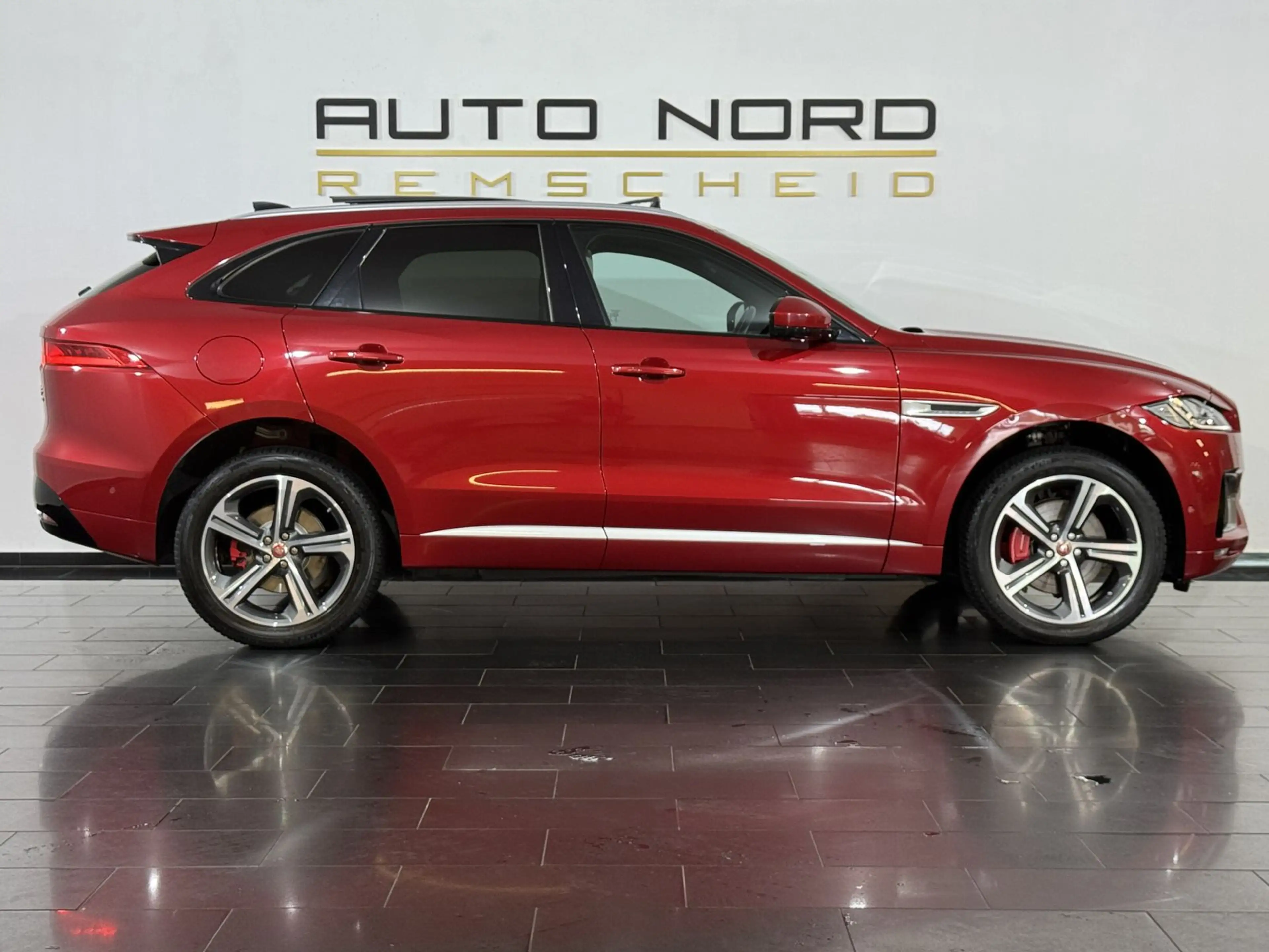 Jaguar F-Pace F-PACE S AWD*AHK*Pano*DAB+*LED*Memory*Kamera* — photo 5
