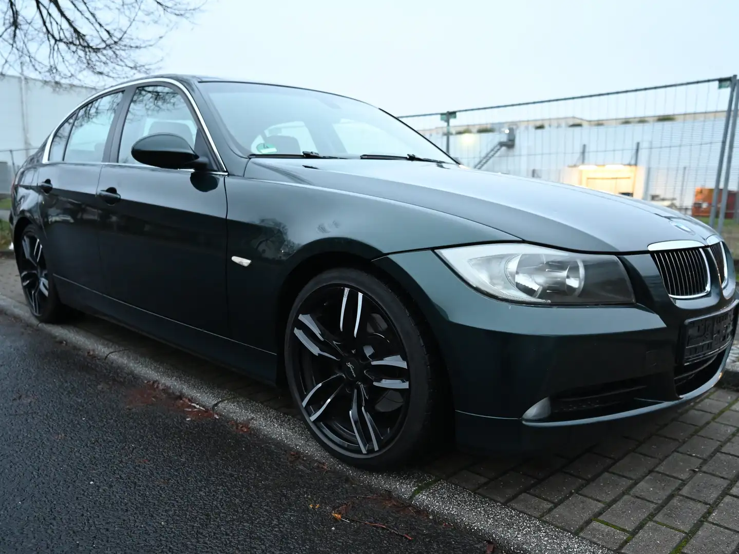 BMW 325 325i Aut. Green - 1