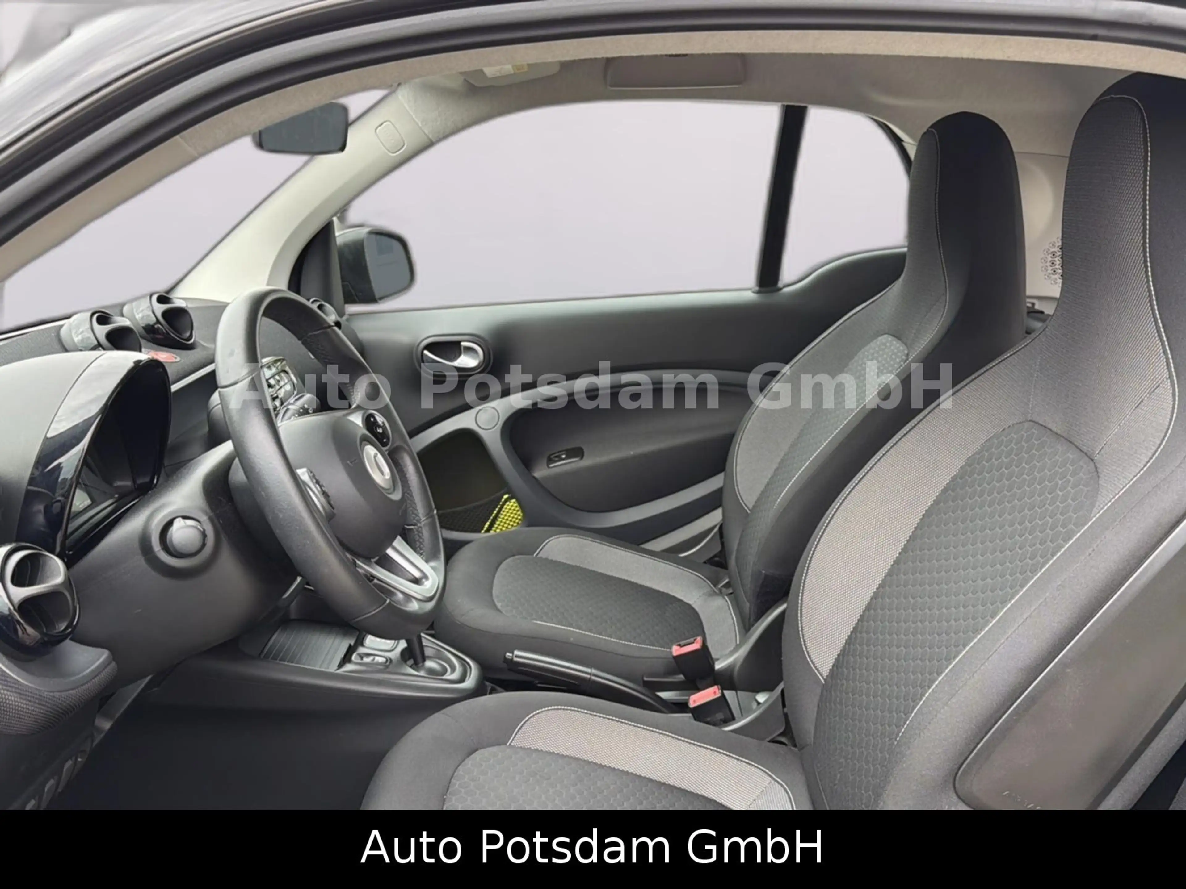 smart forTwo EQ Passion Facelift Sitzheizung — photo 11